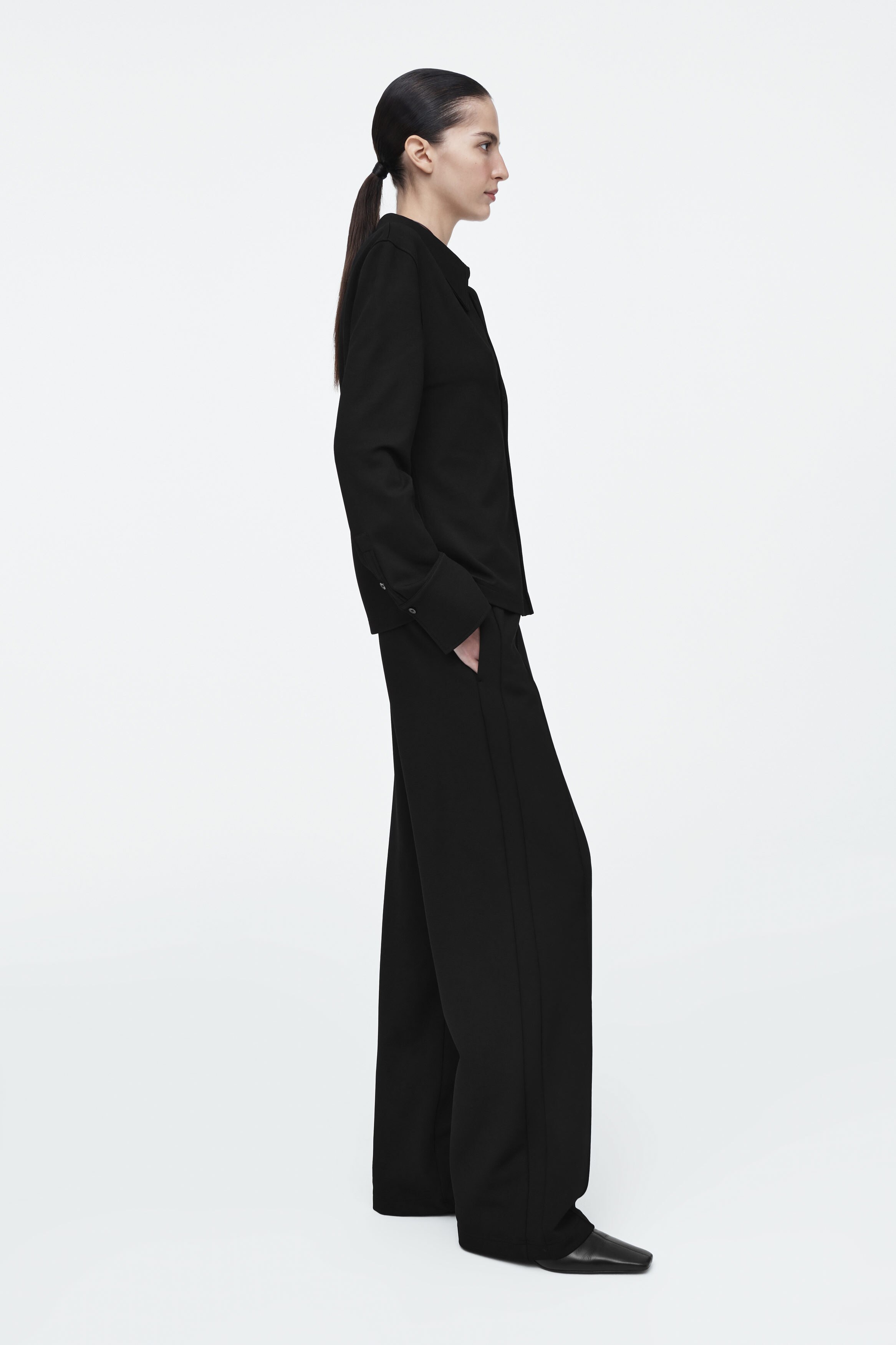 PINTUCKED STRAIGHT-LEG PANTS - BLACK | COS