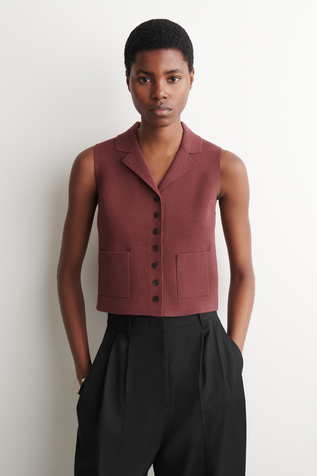BOUCLÉ-KNIT WAISTCOAT