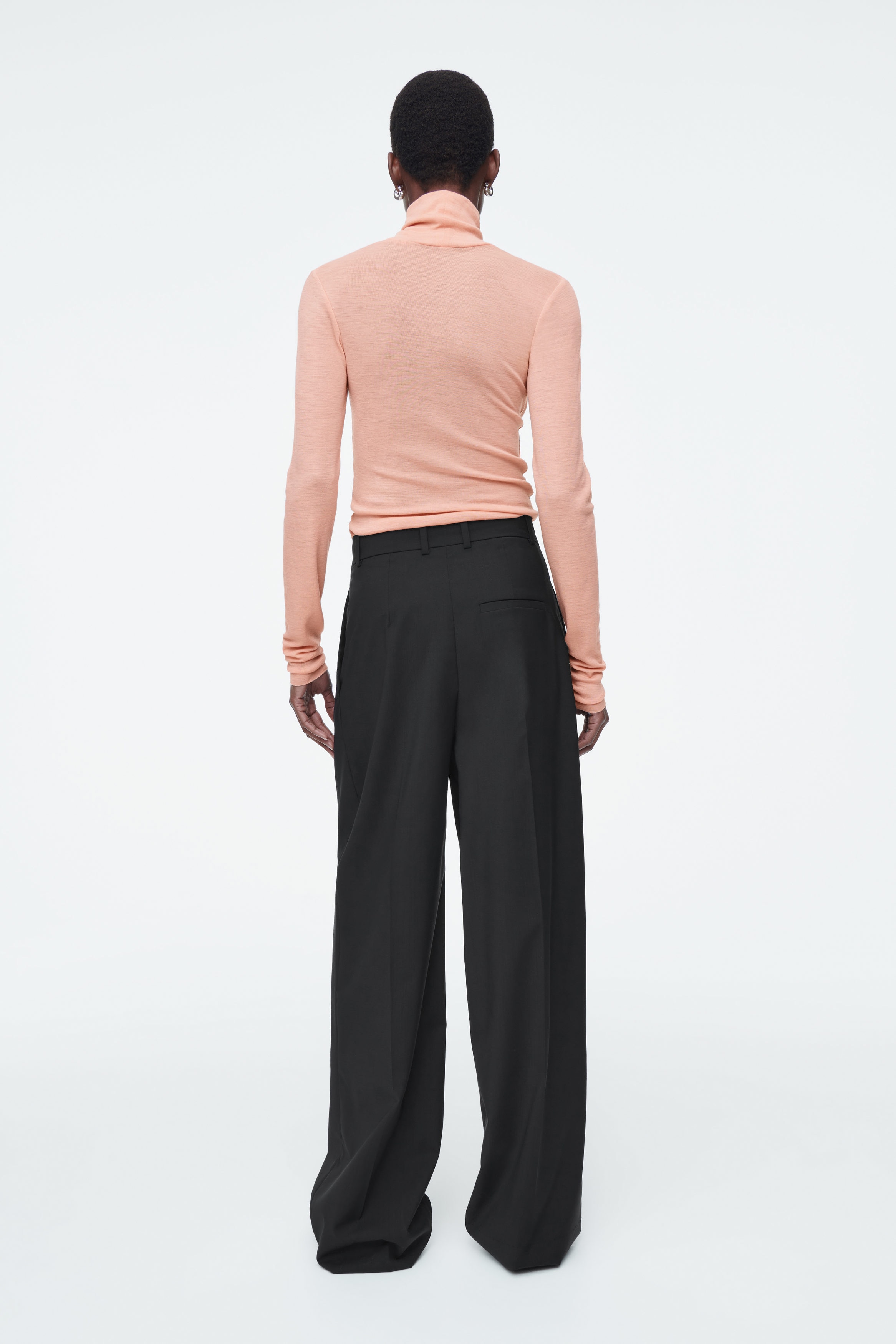 MERINO WOOL TURTLENECK TOP - APRICOT | COS