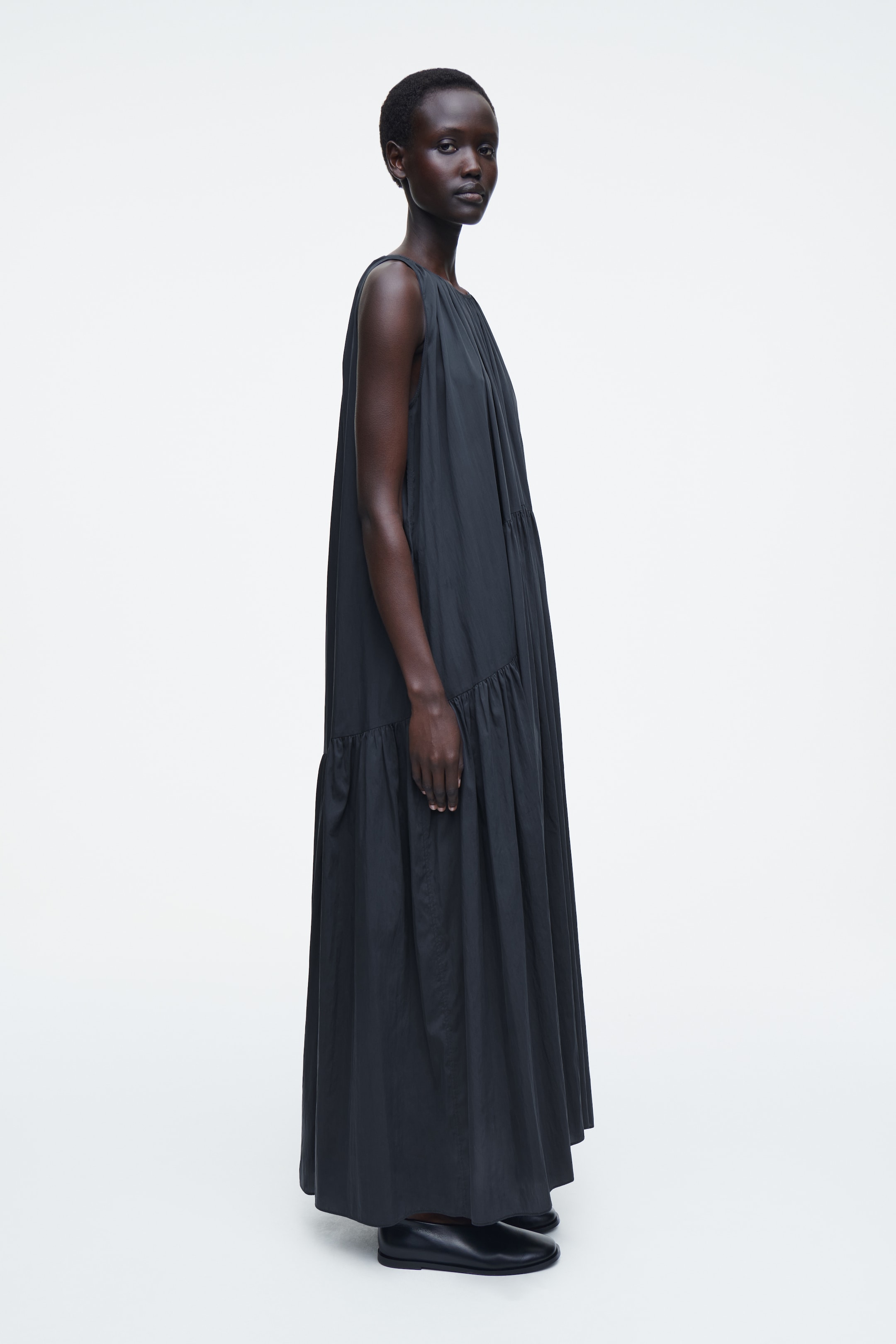Agrandir l'image: ROBE LONGUE À ENCOLURE LICOU - BLEU MARINE - FEMME | H&M FR 2