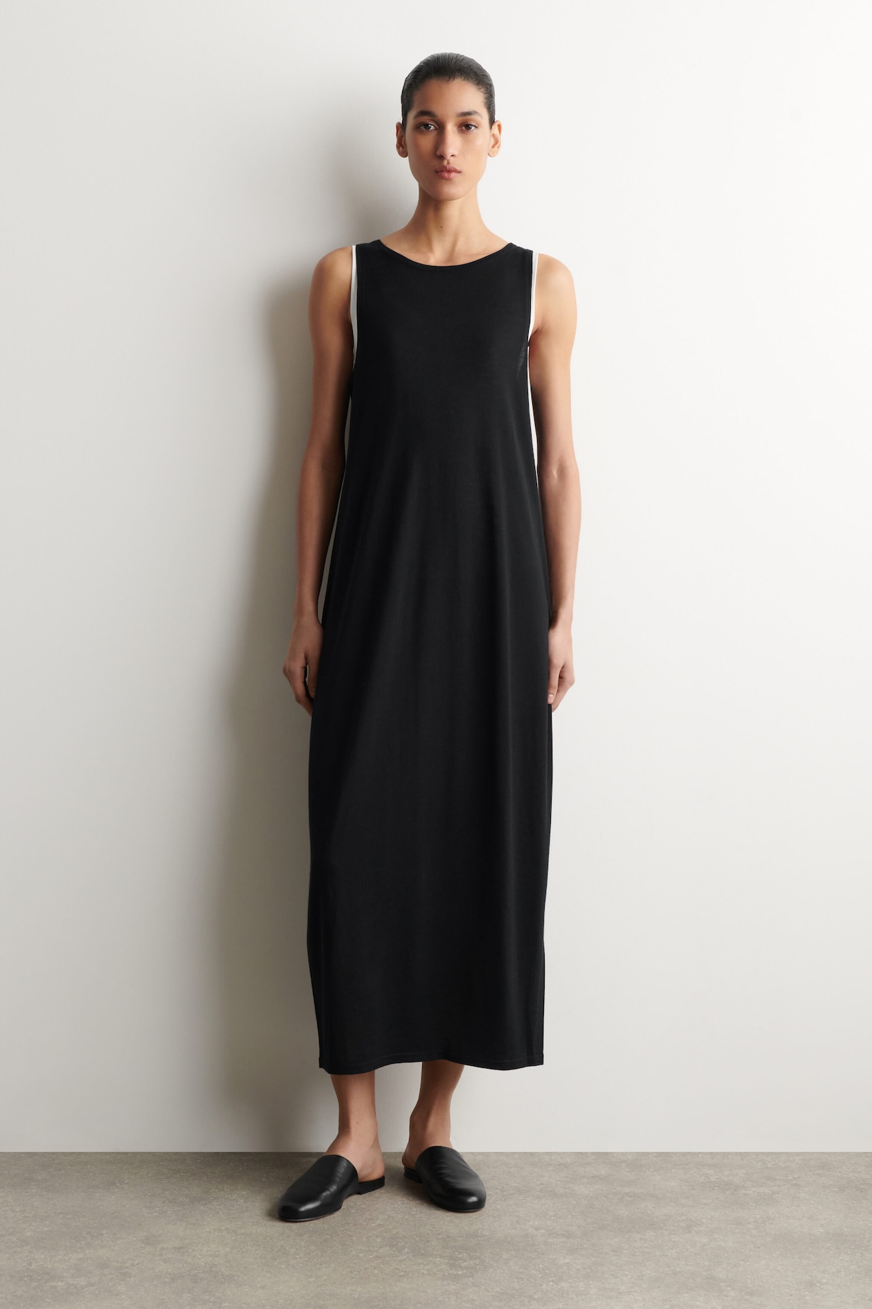 ROUNDED MERINO WOOL MAXI DRESS