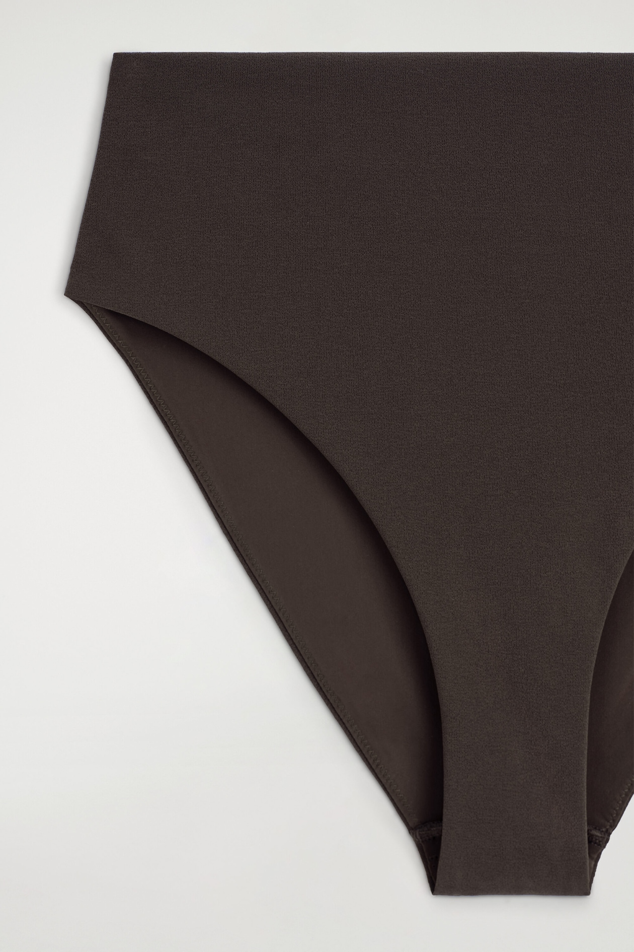 TEXTURED HIGH-WAISTED BIKINI BRIEFS — BROWN