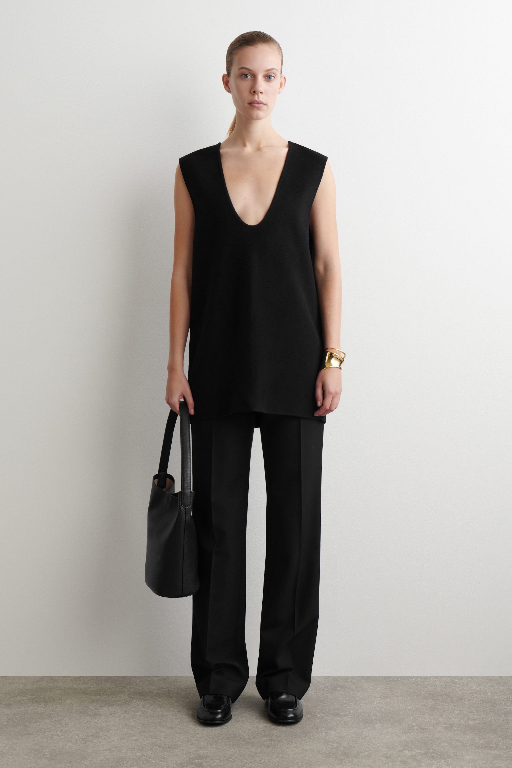 DOUBLE-FACED WOOL TANK