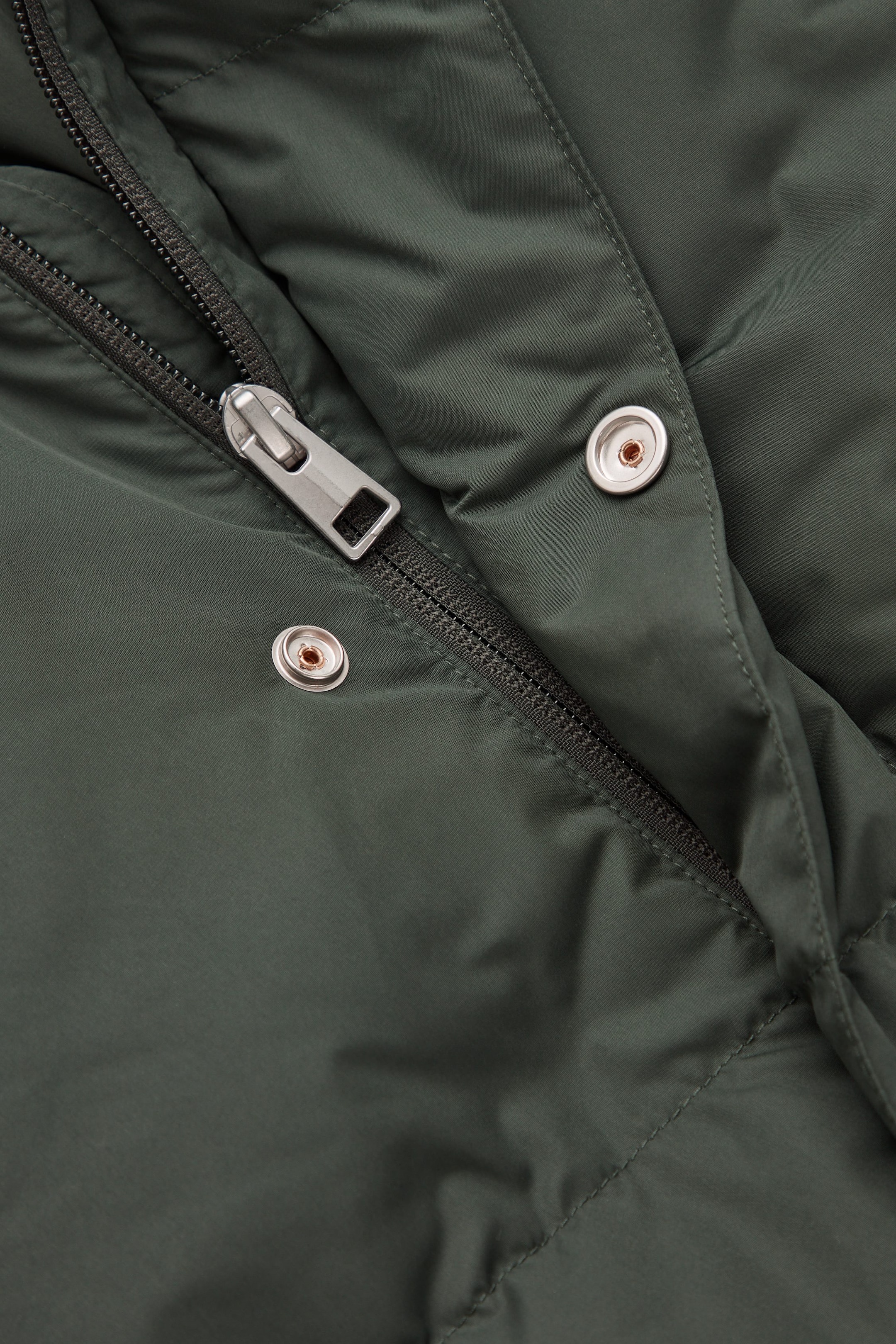 StillMedia/DescriptiveDetail