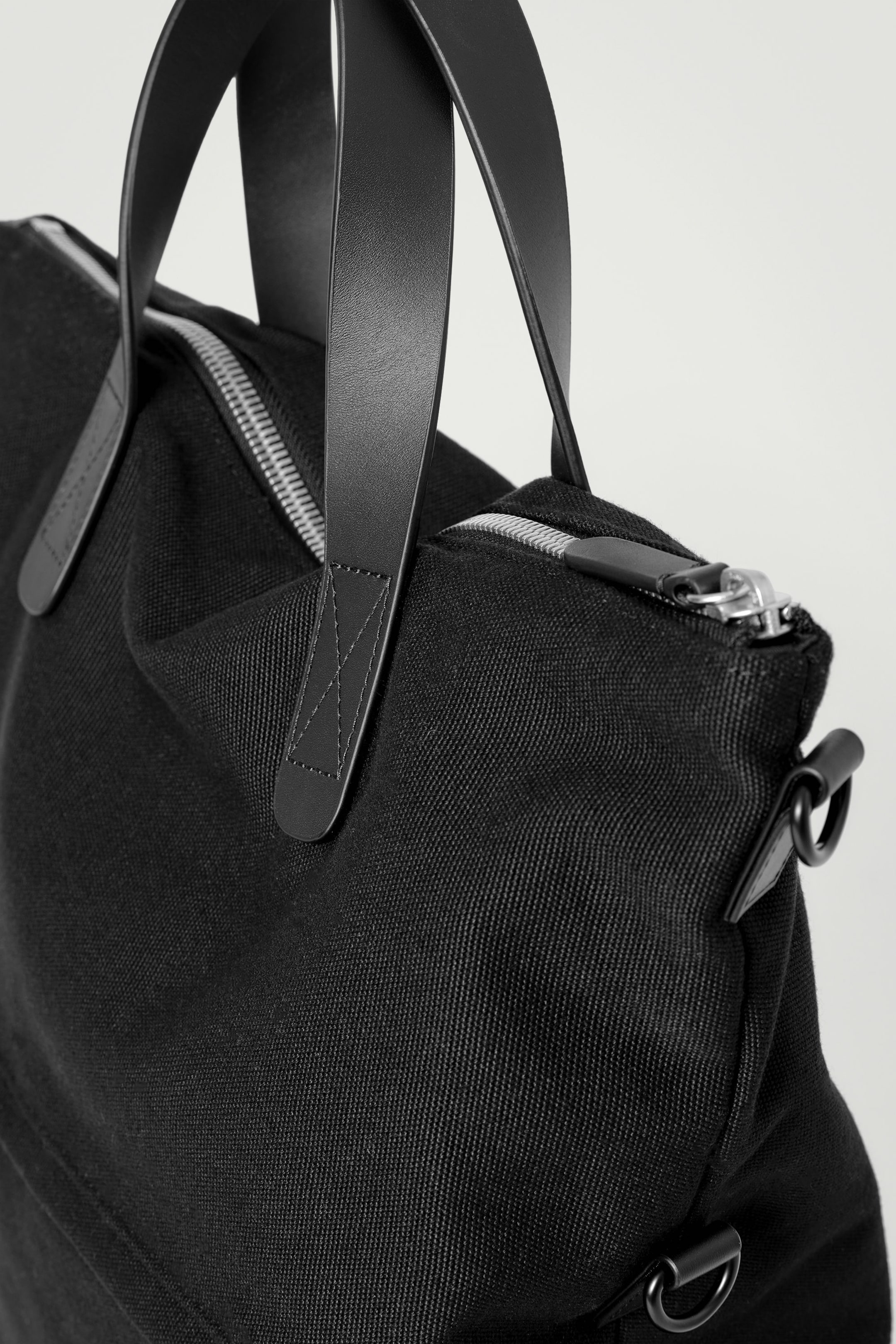 WATER-REPELLENT BRIEFCASE TOTE - CANVAS