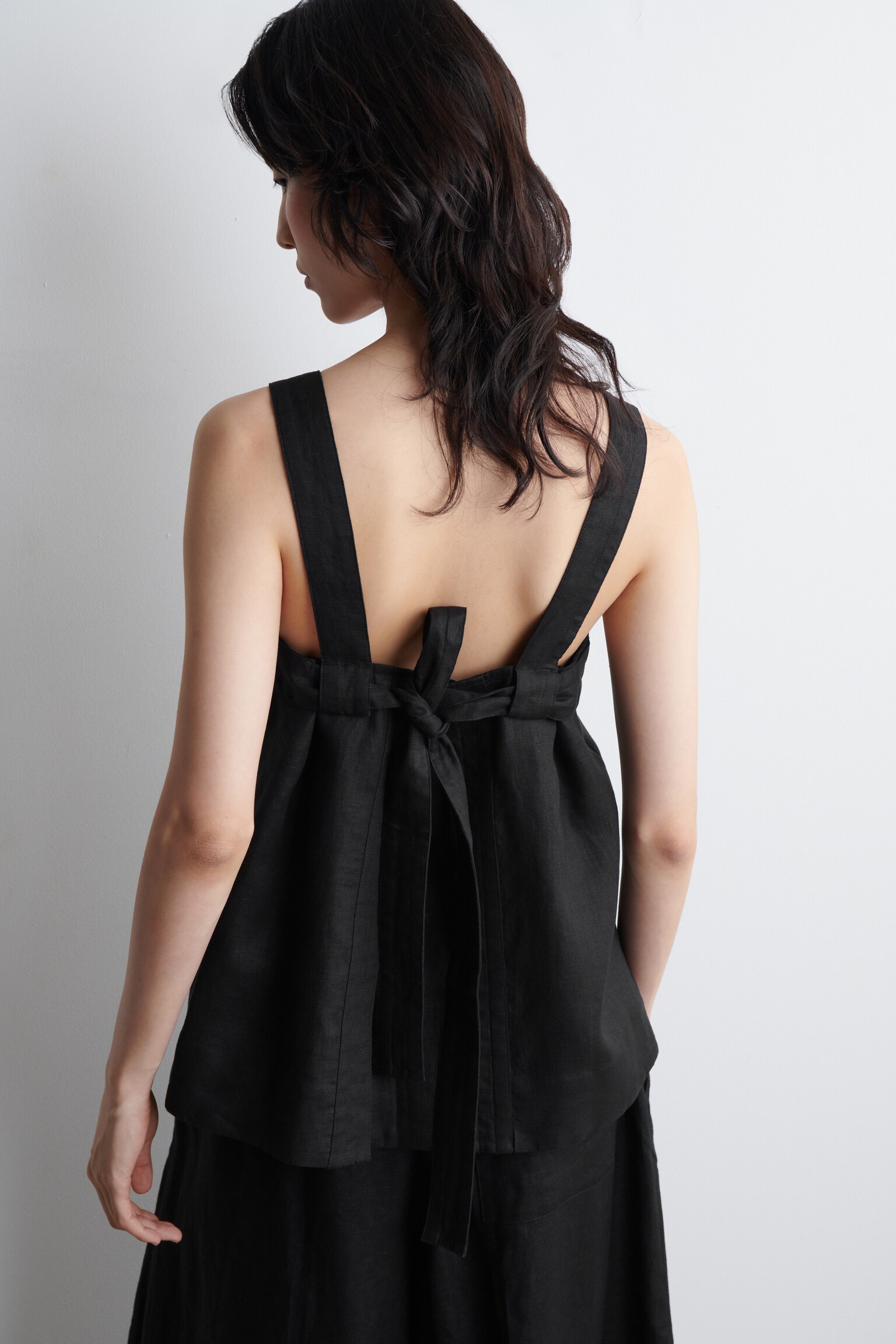 TOP DE LINO CON LAZADA - NEGRO/MARRÓN/MANDARINA - 3
