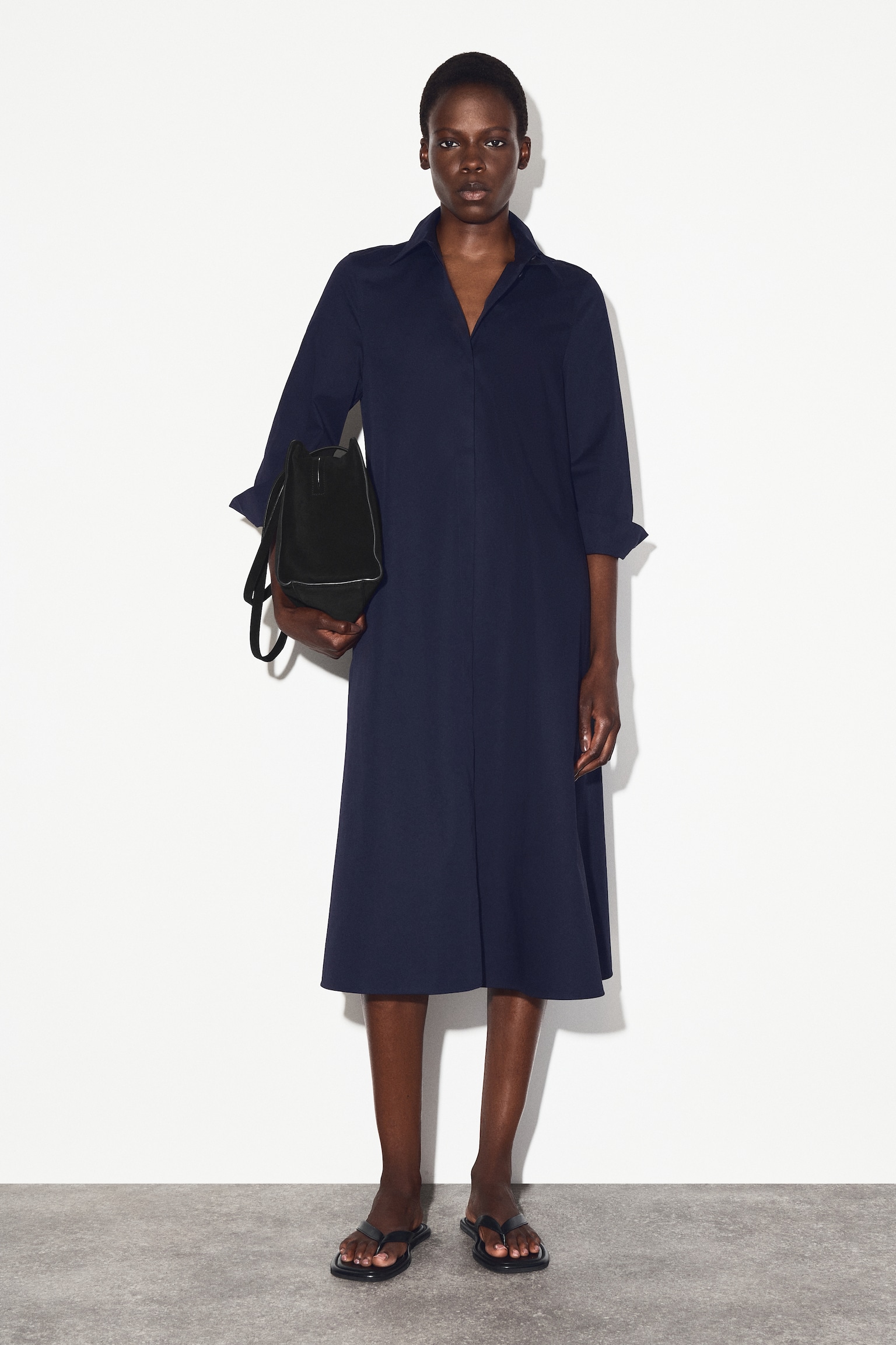 ROBE-CHEMISE LONGUE VOLUMINEUSE - BLEU MARINE/ROUILLE