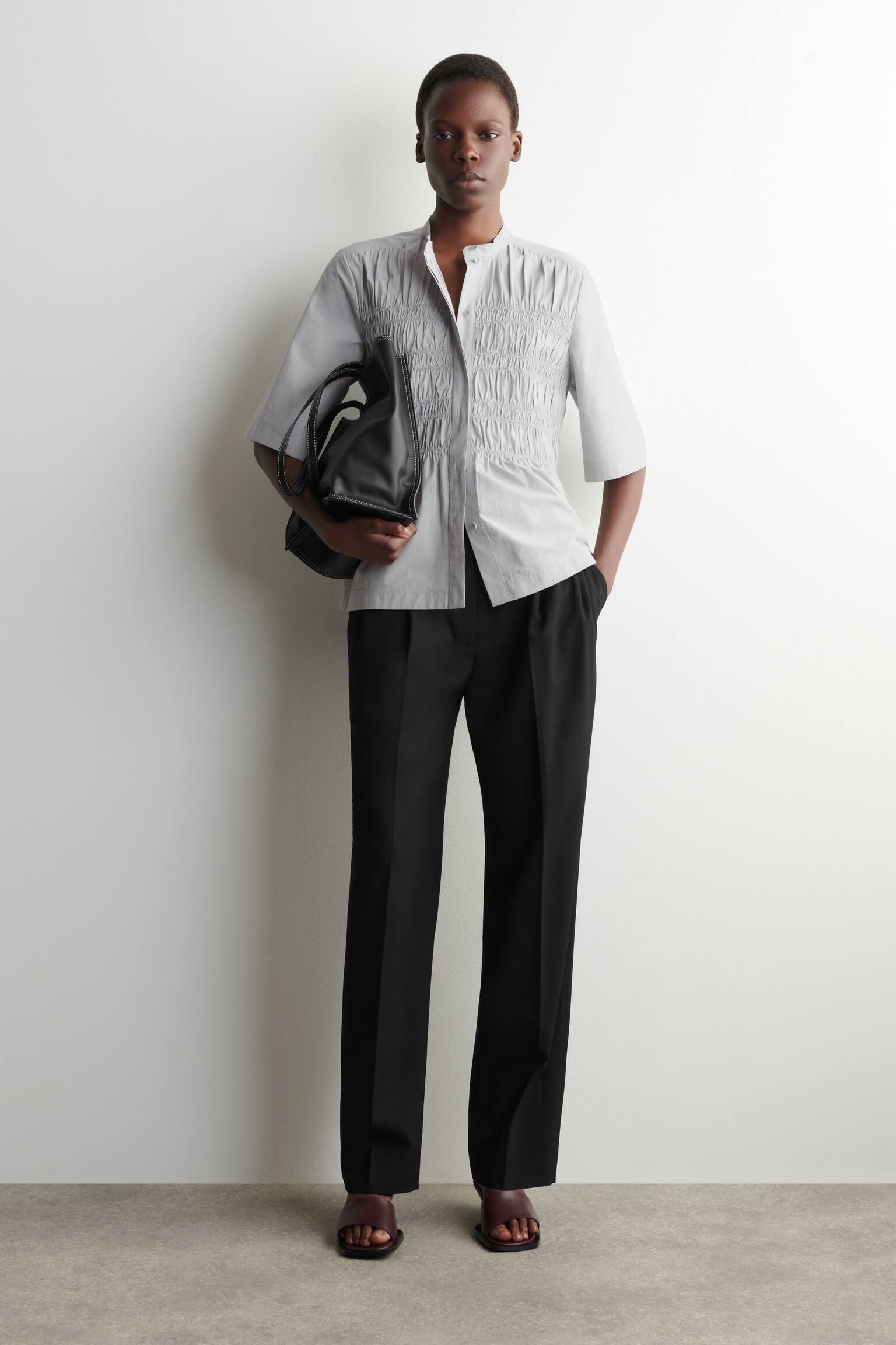 NABÍRANÁ BAVLNĚNÁ HALENKA - SVĚTLE ŠEDÁ/BÍLÁ - 7