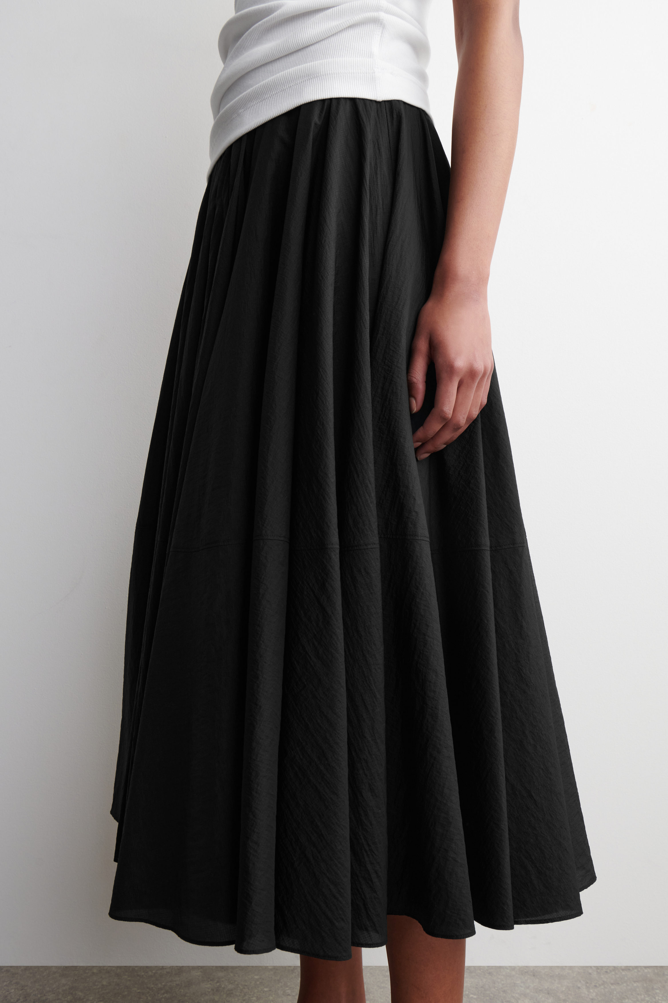 ワンピース PHILOSOPHY Women Mid Skirts 04925704 A1555 Black 230302cc.19.jpg