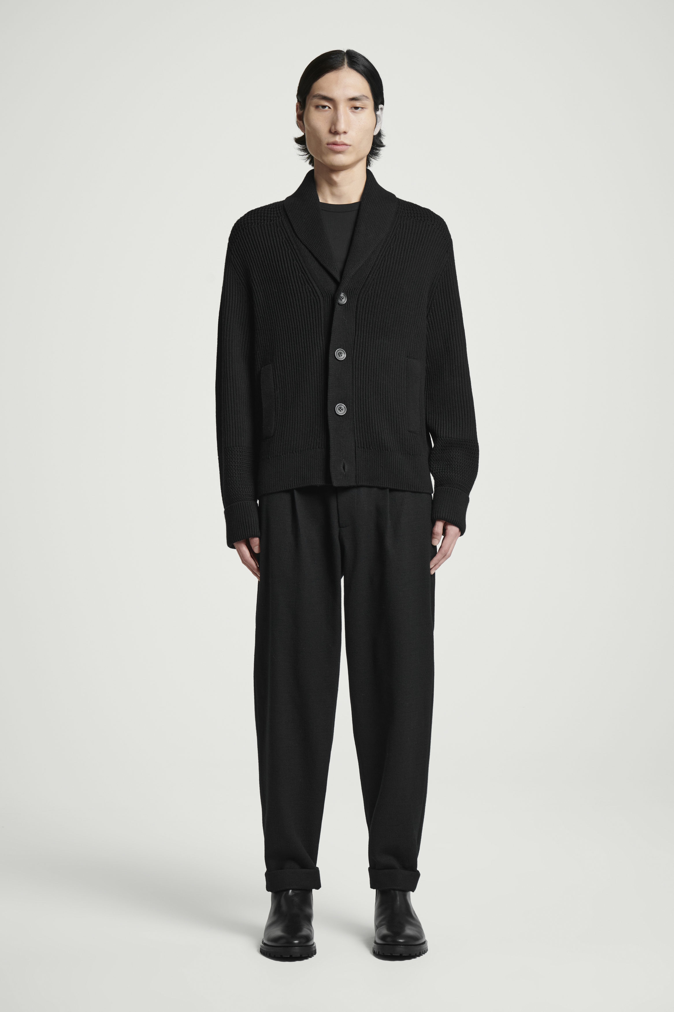 PLEATED WOOL TAPERED TROUSERS - BLACK | COS