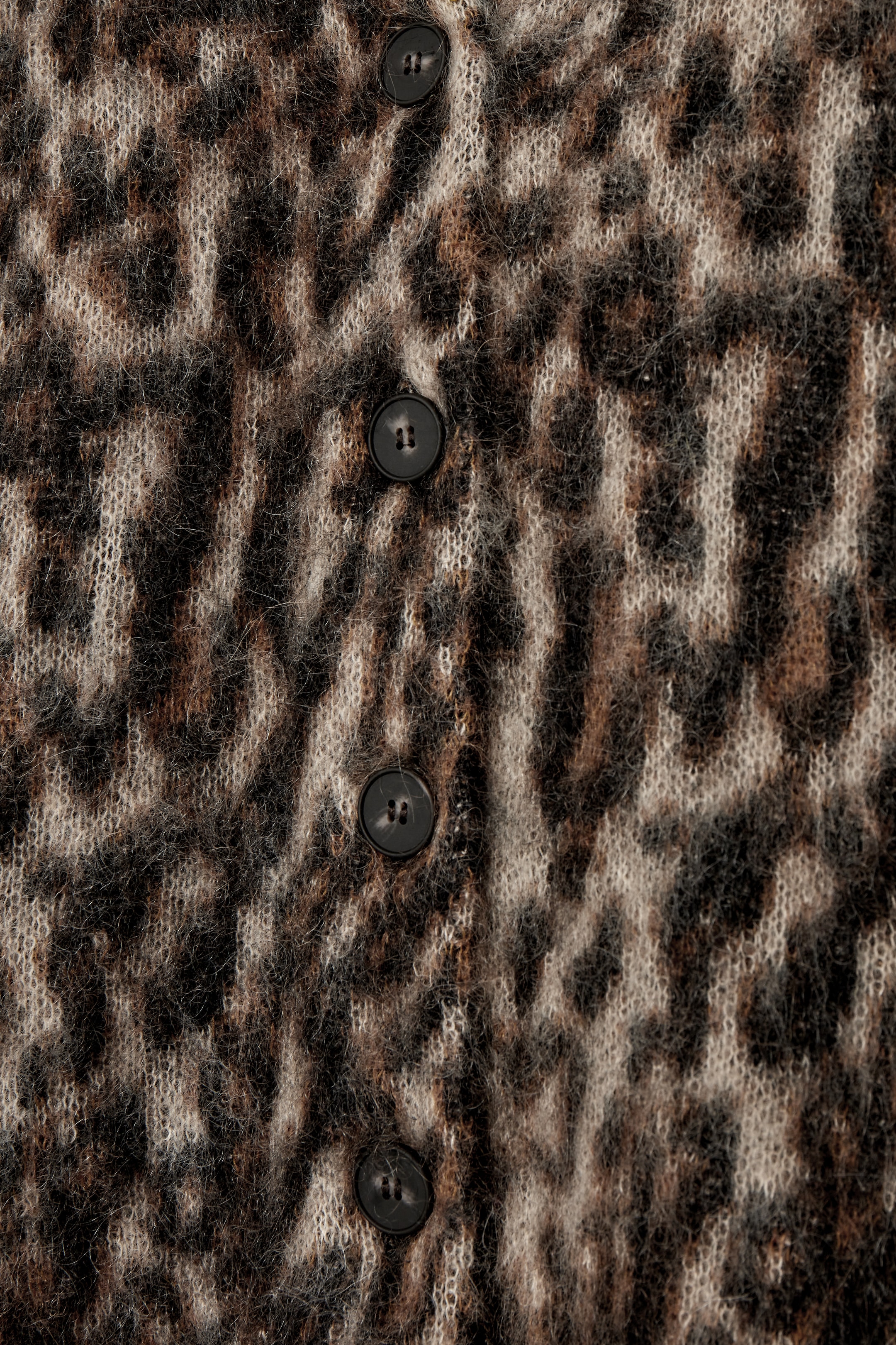 Größeres Bild ansehen: STRICKJACKE AUS MOHAIR-MIX MIT LEOPARDENMUSTER - LEOPARDENMUSTER - Ladies | H&M DE 8