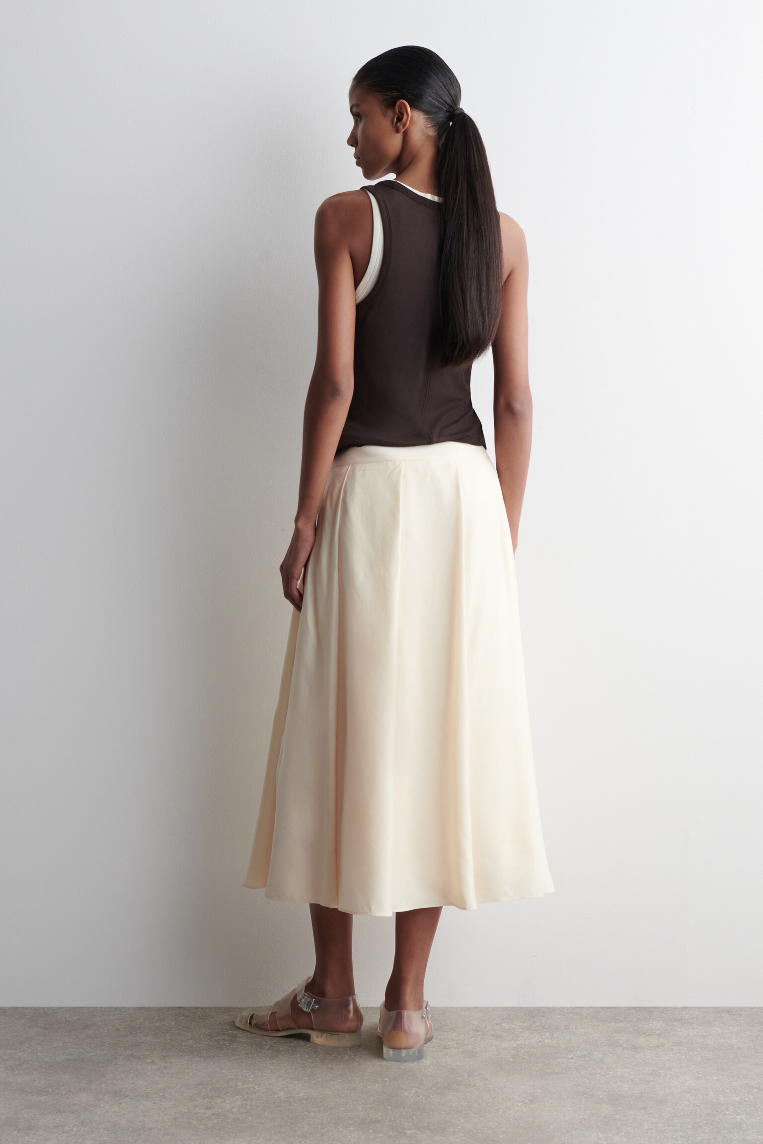 FALDA MIDI EVASÉ PLISADA - CREMA - 6