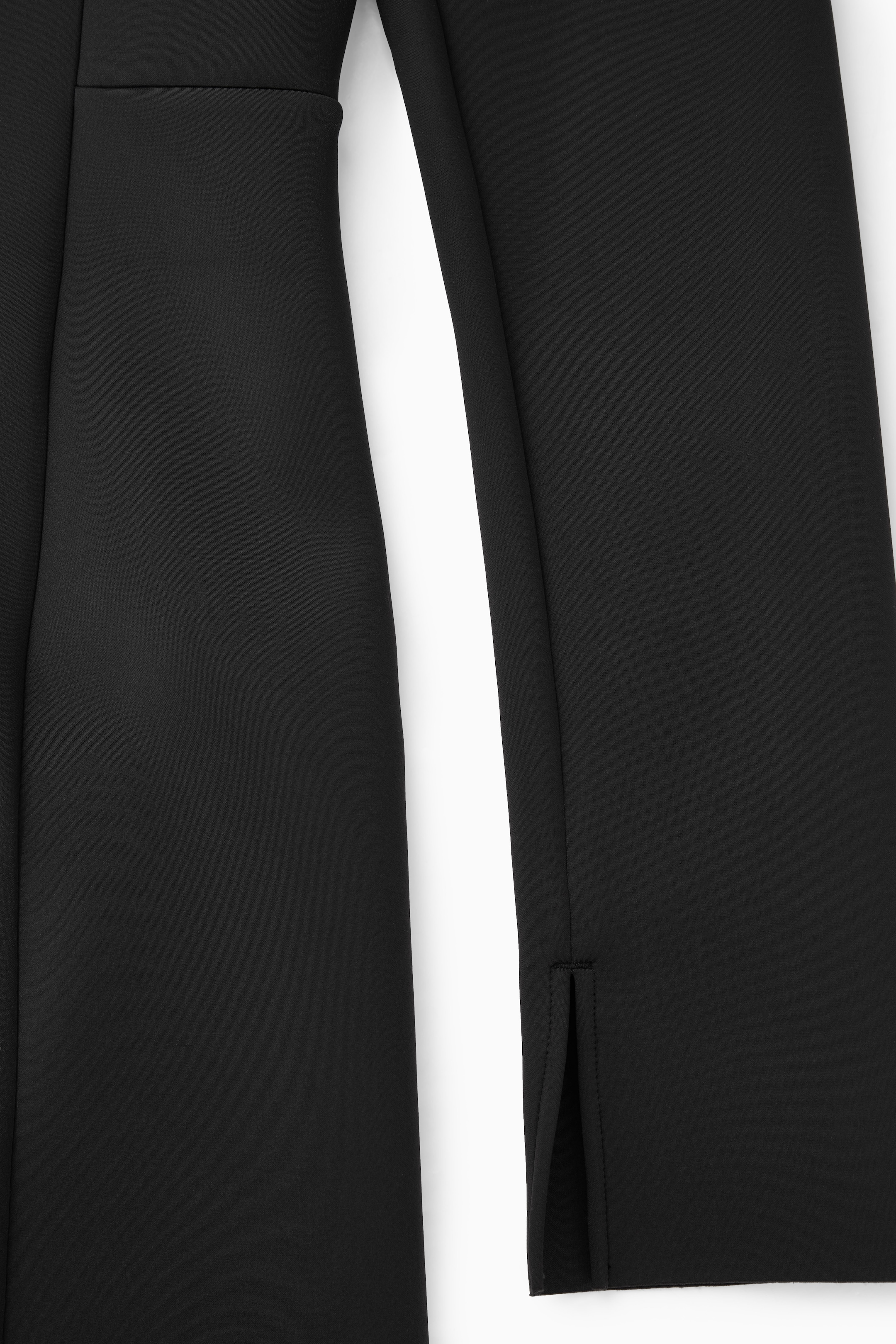 Agrandir l'image: ROBE MIDI ENCOLURE CARRÉE NÉOPRÈNE - NOIR - FEMME | H&M CH 2