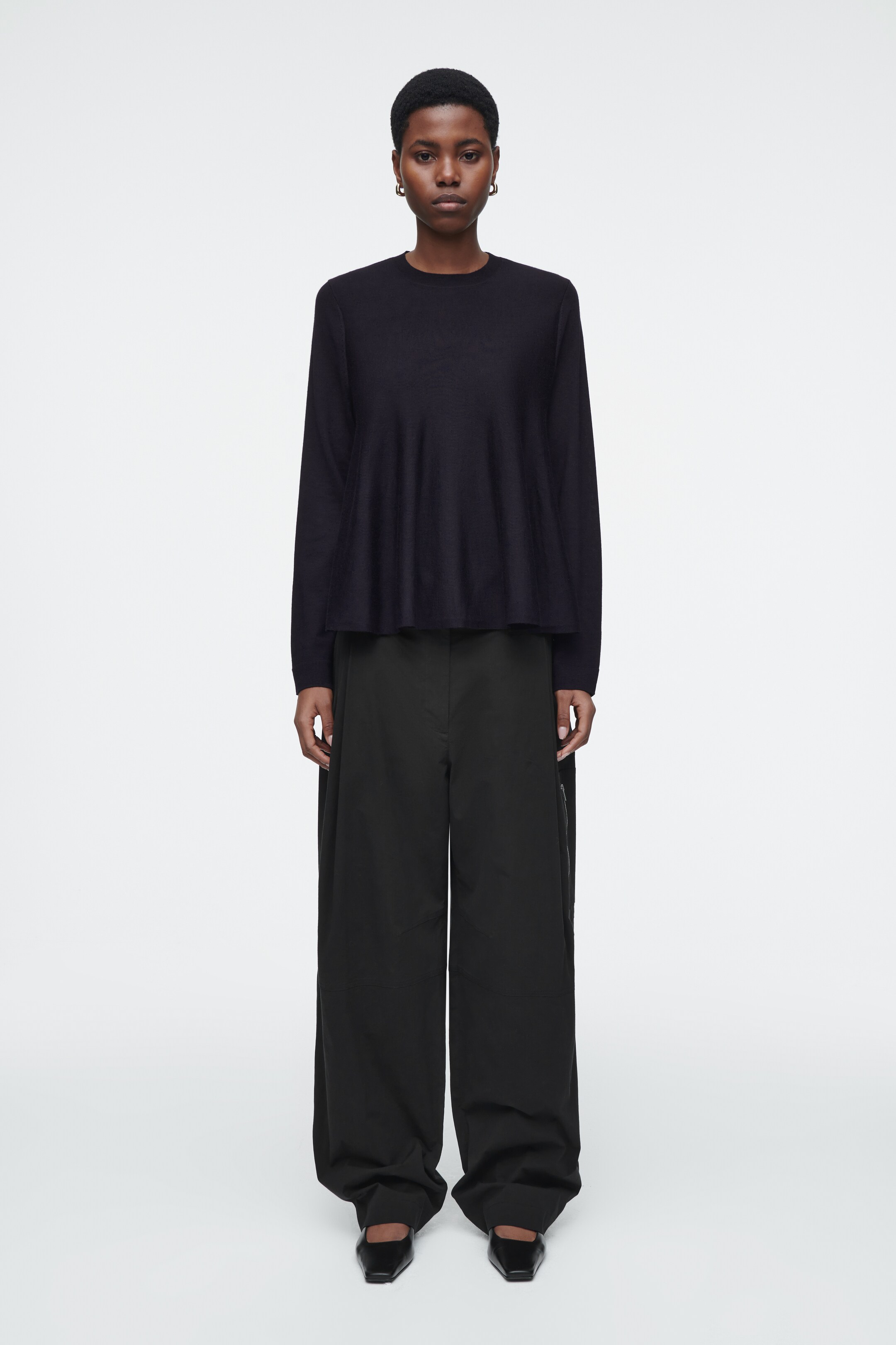 View larger image: TRAPEZE MERINO WOOL JUMPER - NAVY - Ladies | H&M GB 5