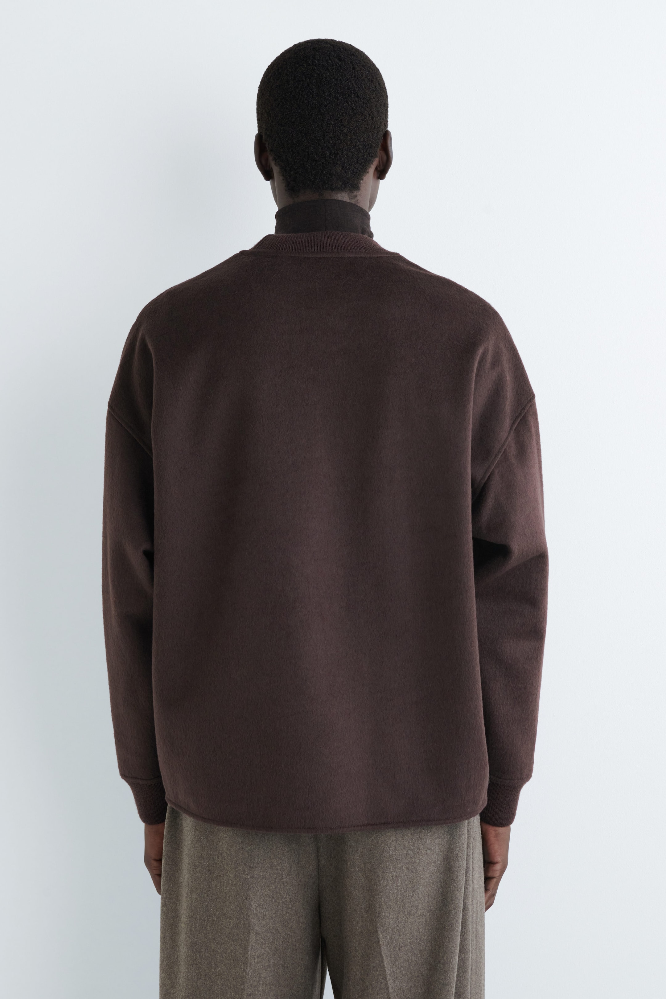 OVERSIZED MERINO-WOOL JERSEY SWEATER
