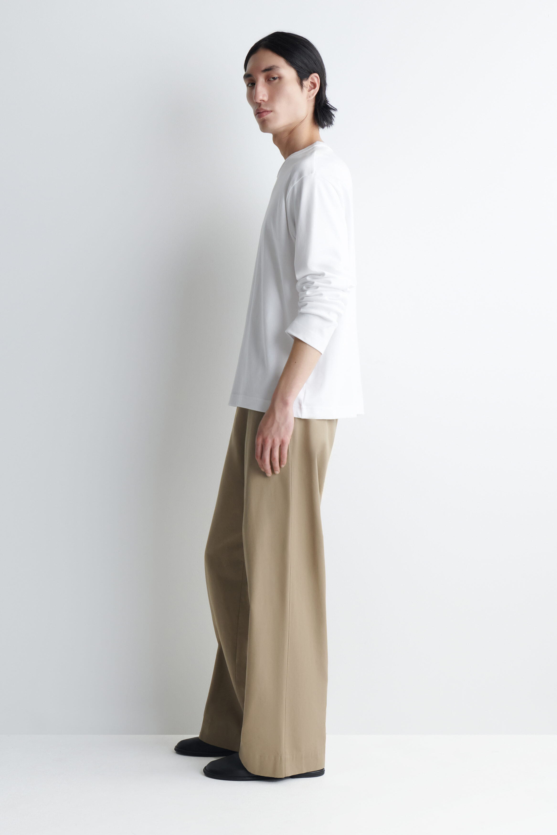 RELAXED JERSEY INTERLOCK LONG-SLEEVED T-SHIRT - thumbnail 9