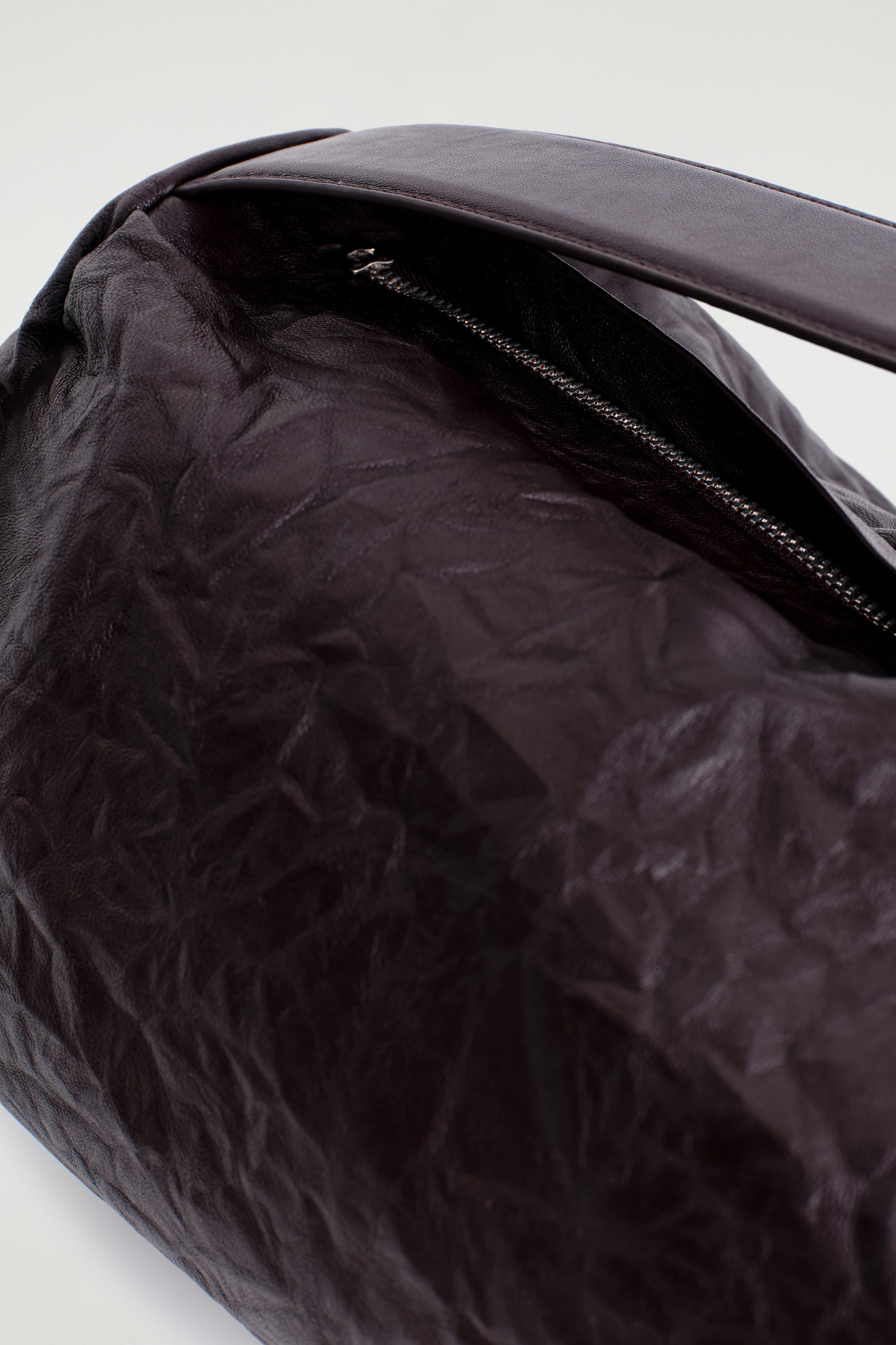 StillMedia/DescriptiveDetail