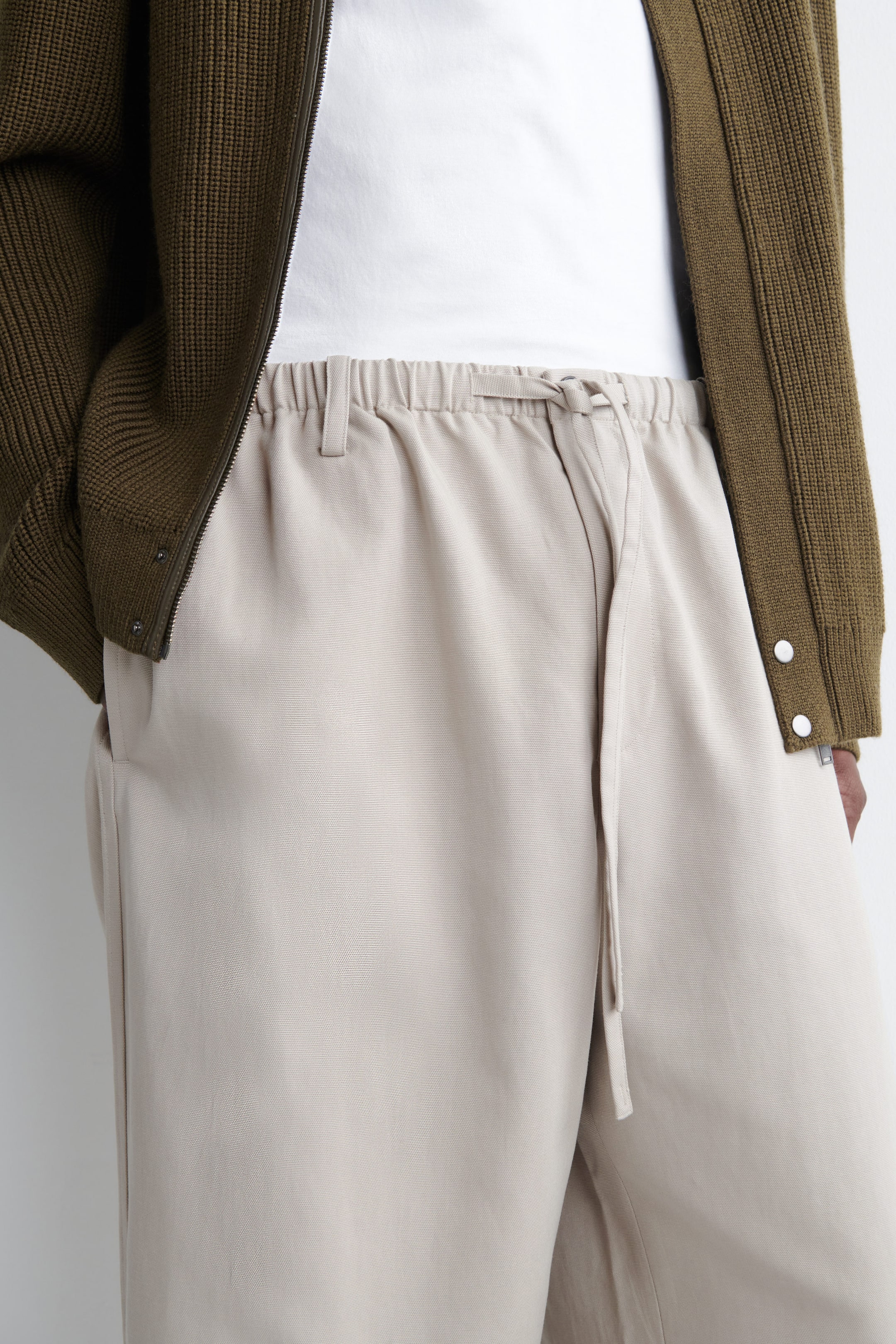 BARREL-LEG DRAWSTRING PANTS