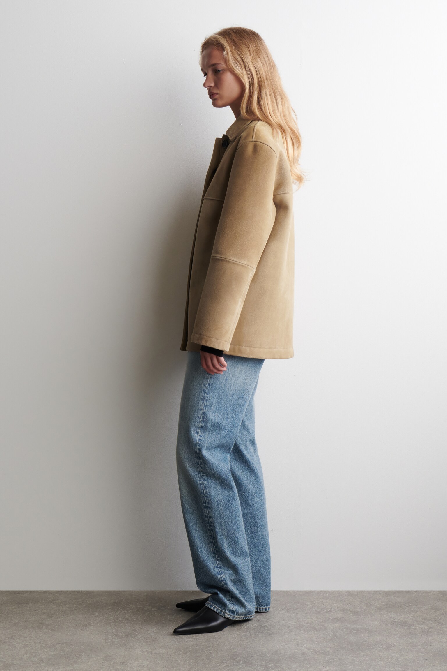 CHAQUETA DE ANTE CON CUELLO - ARENA - 6