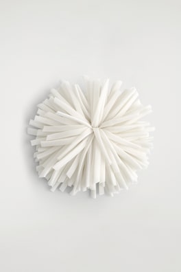FLORAL ROSETTE BROOCH — IVORY 2