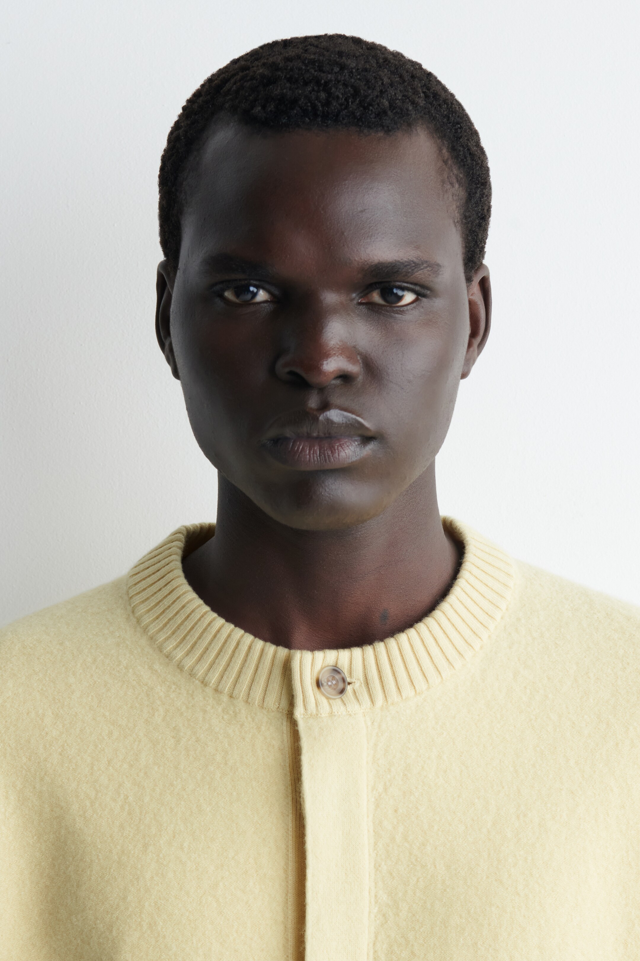 Visualizza immagine più grande: CARDIGAN GIROCOLLO IN LANA COTTA - GIALLO BURRO - UOMO | H&M IT 3