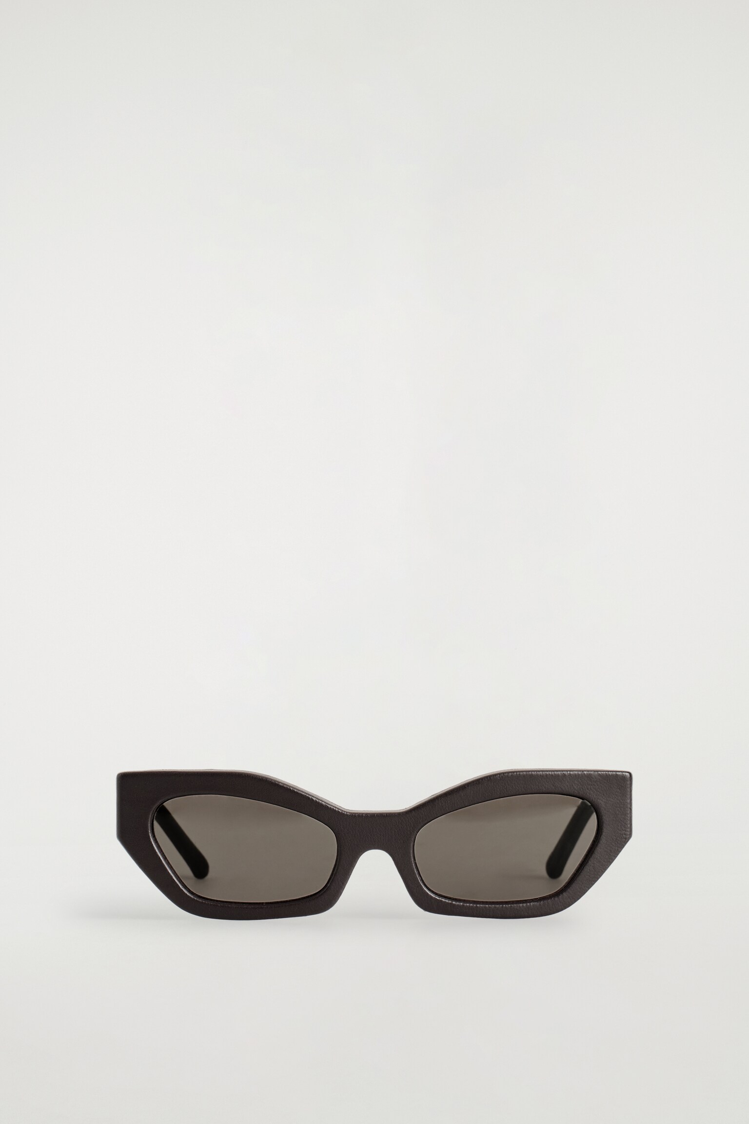 GAFAS DE SOL CAT-EYE DE PIEL - MARRÓN/TIZA / ROSA - 2