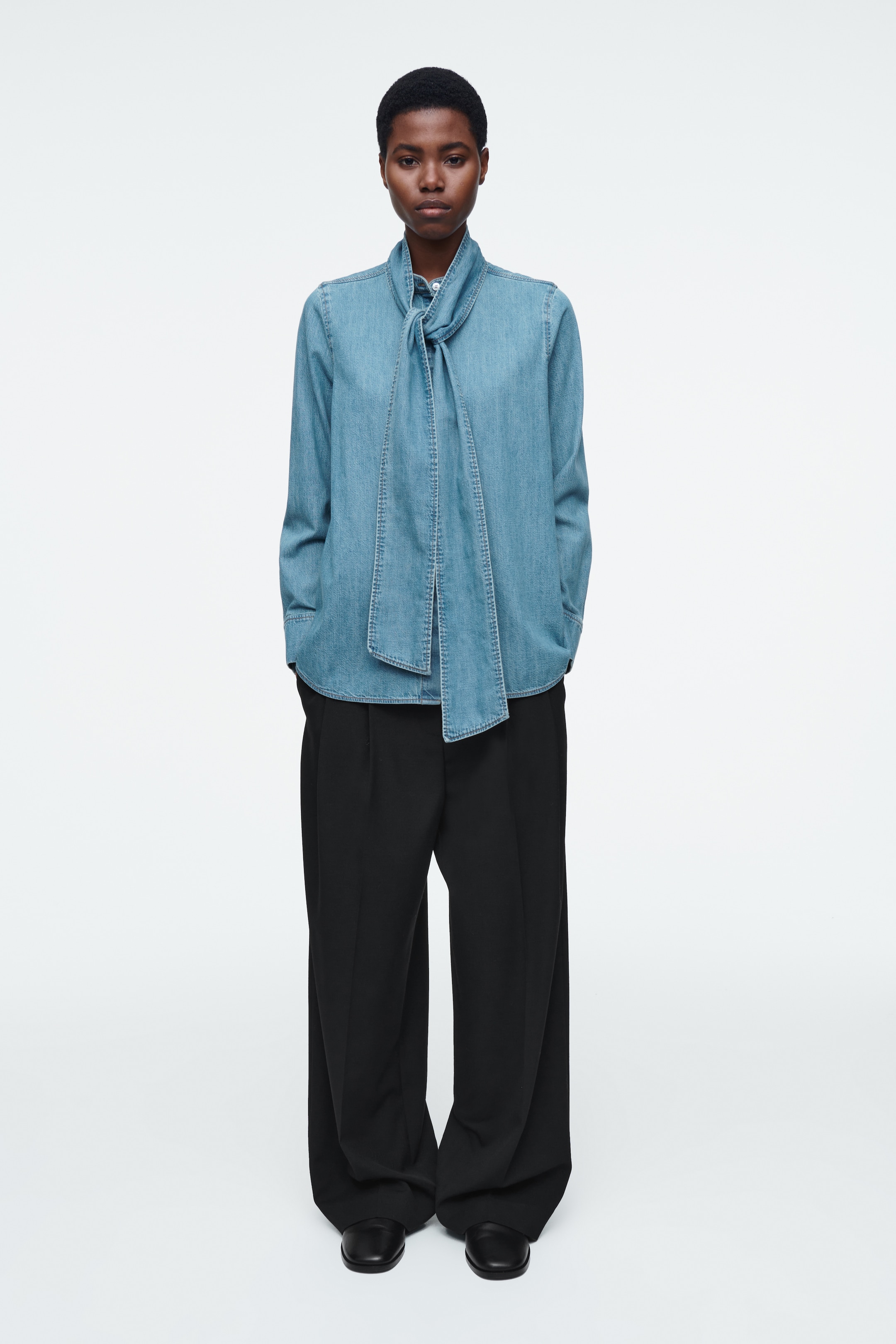 View larger image: NECK-TIE DENIM BLOUSE - DUSTY BLUE - Ladies | H&M GB 6