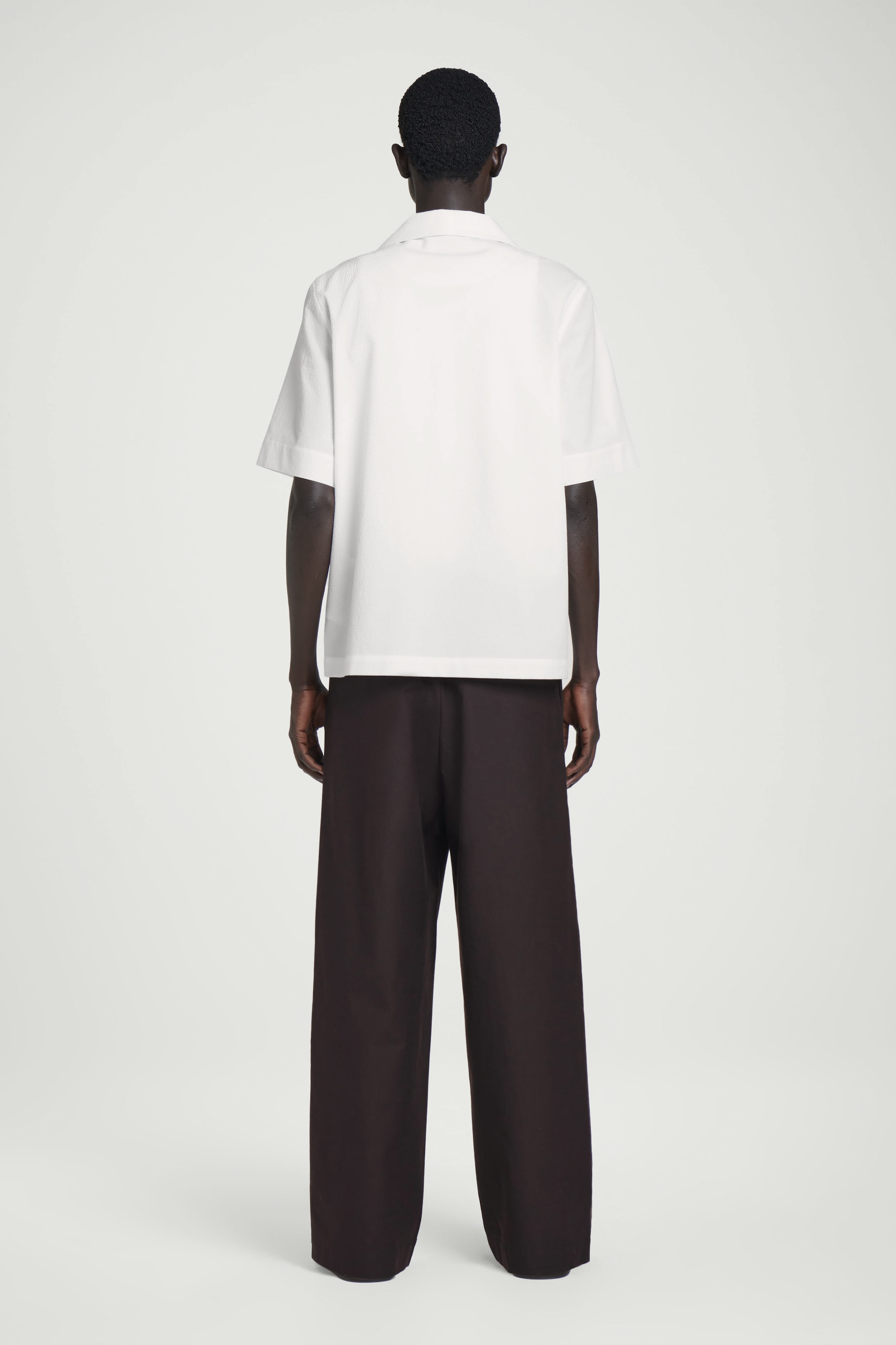CAMP-COLLAR SEERSUCKER SHIRT