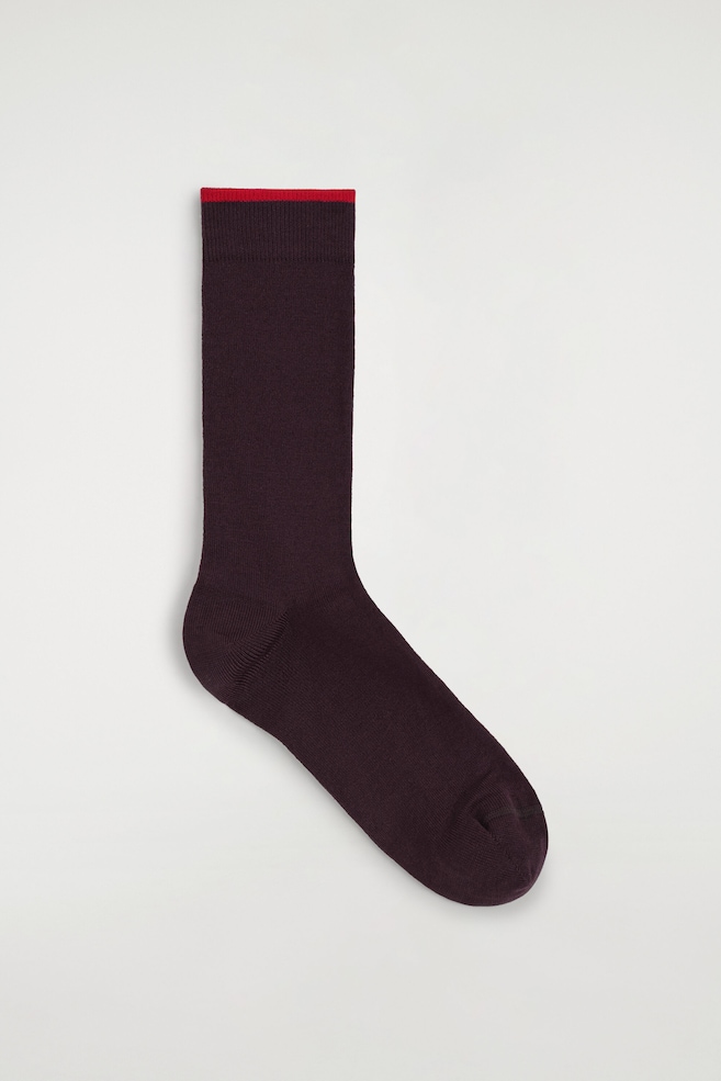 CONTRAST-TIPPED COTTON SOCKS — BROWN / RED