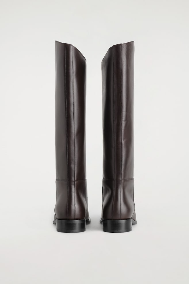 LEATHER RIDING BOOTS — MAHOGANY