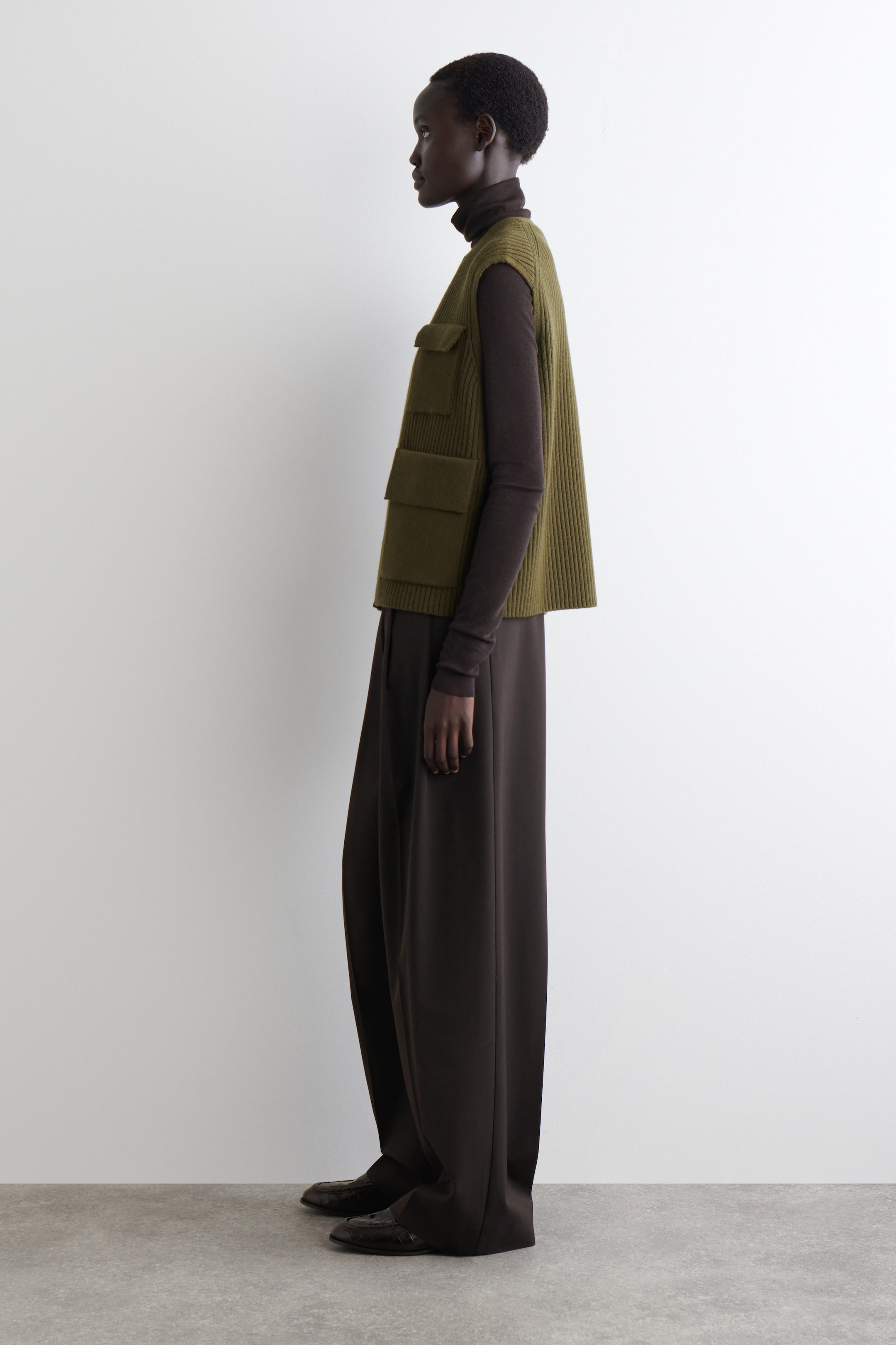 RIBBED MERINO WOOL UTILITY VEST