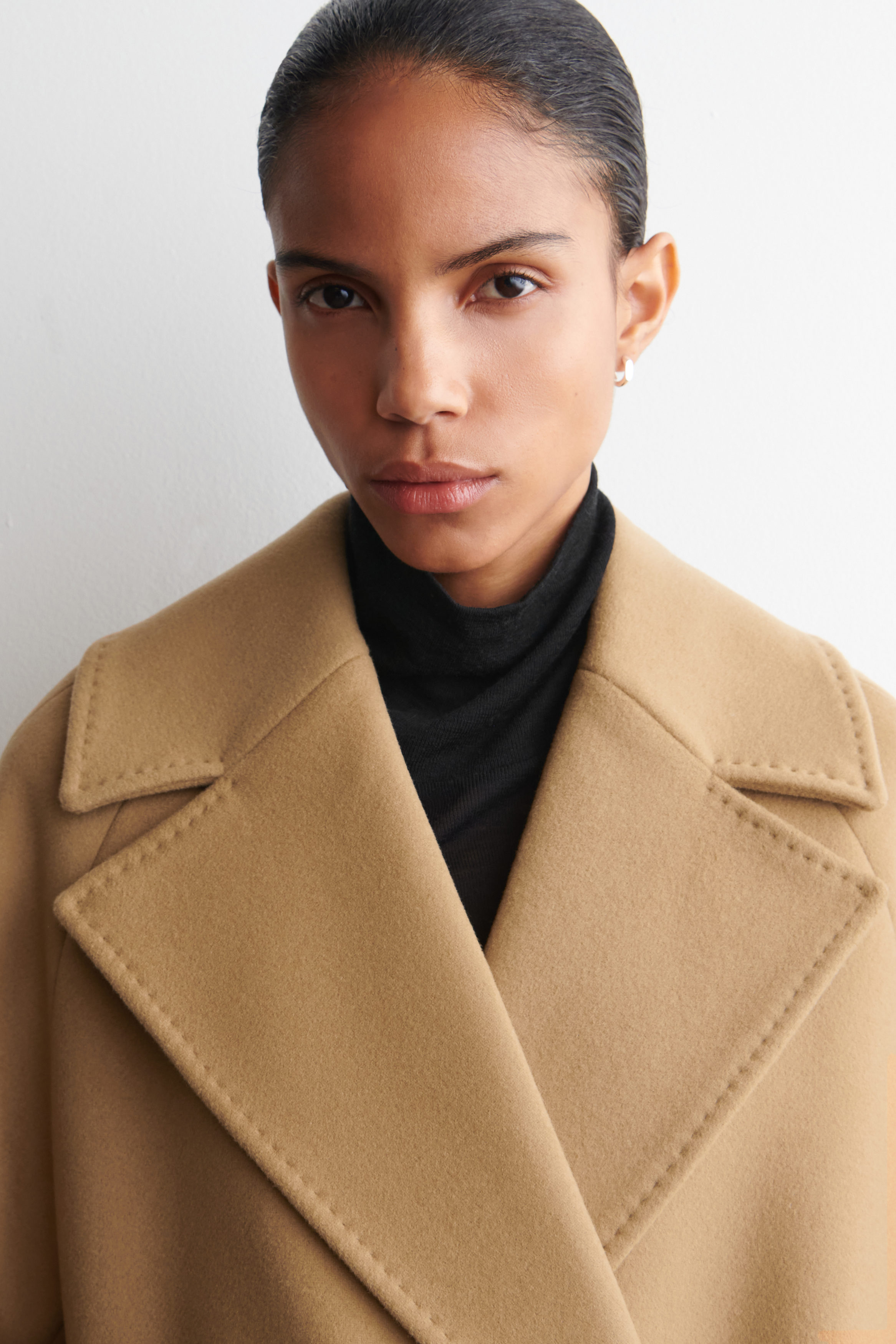 OVERSIZED DOUBLE-BREASTED WOOL LONG COAT - CAMEL | COS US