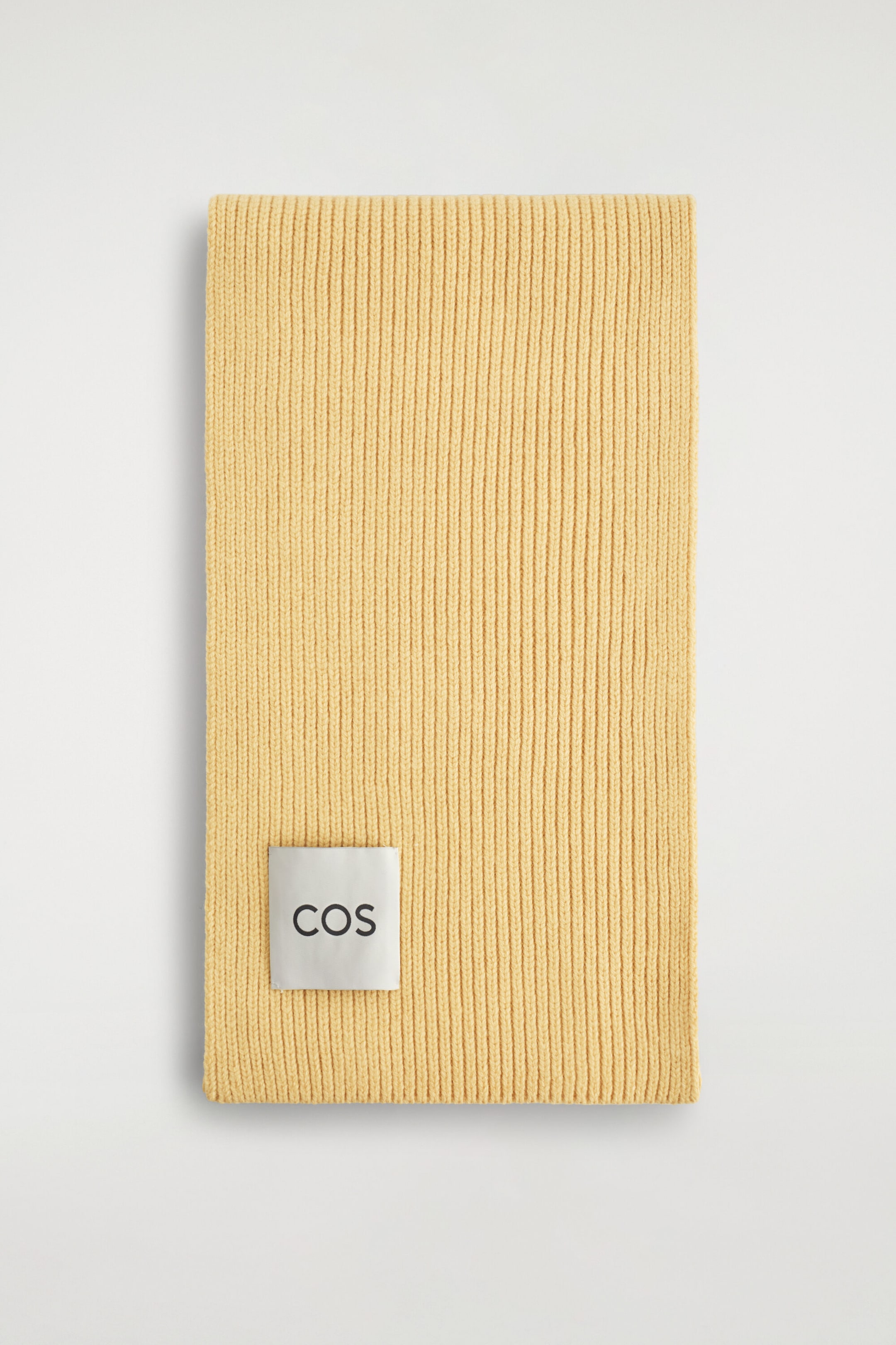CHUNKY RIBBED WOOL SCARF