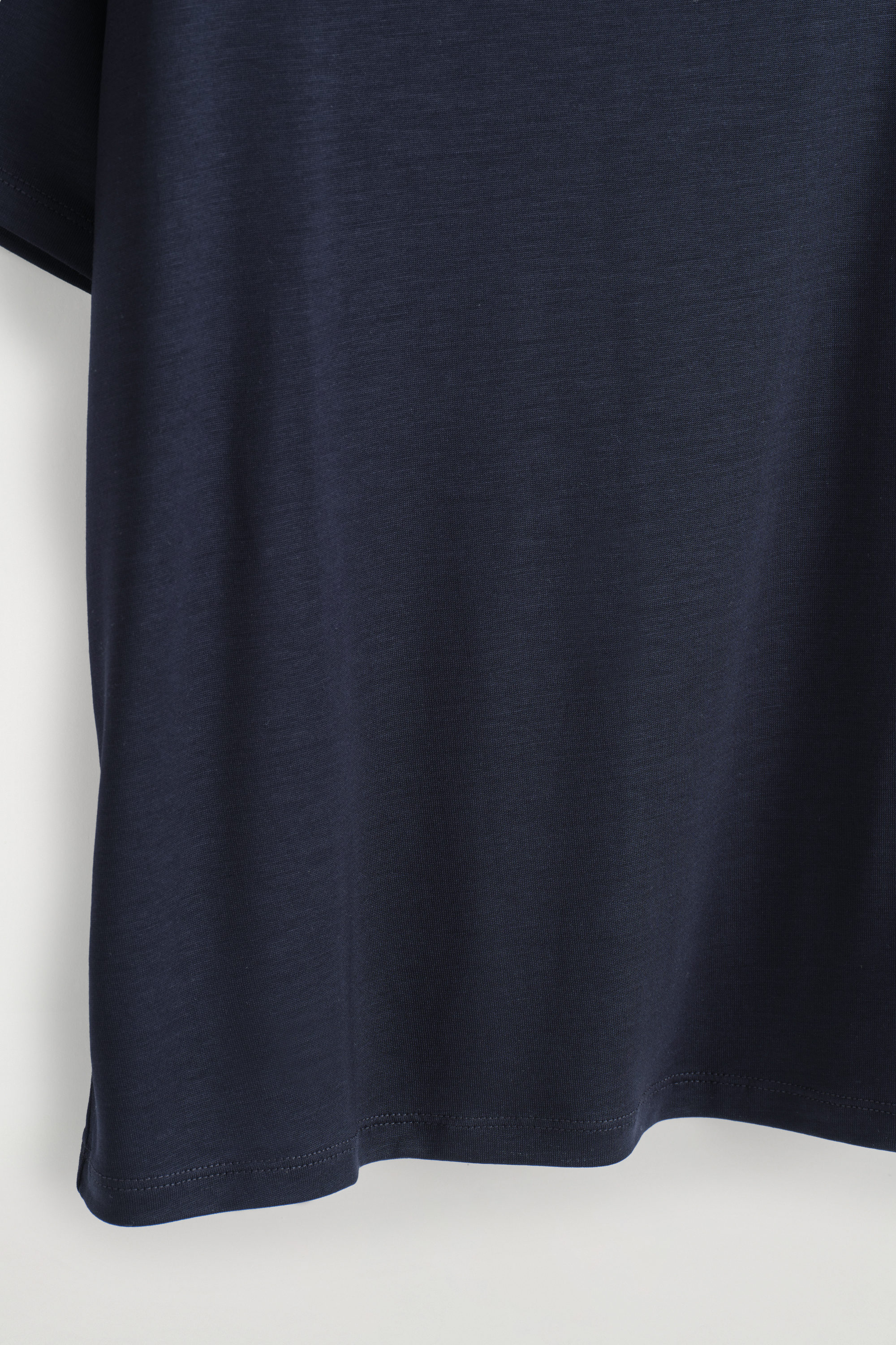RELAXED SCOOP-NECK T-SHIRT - NAVY | COS