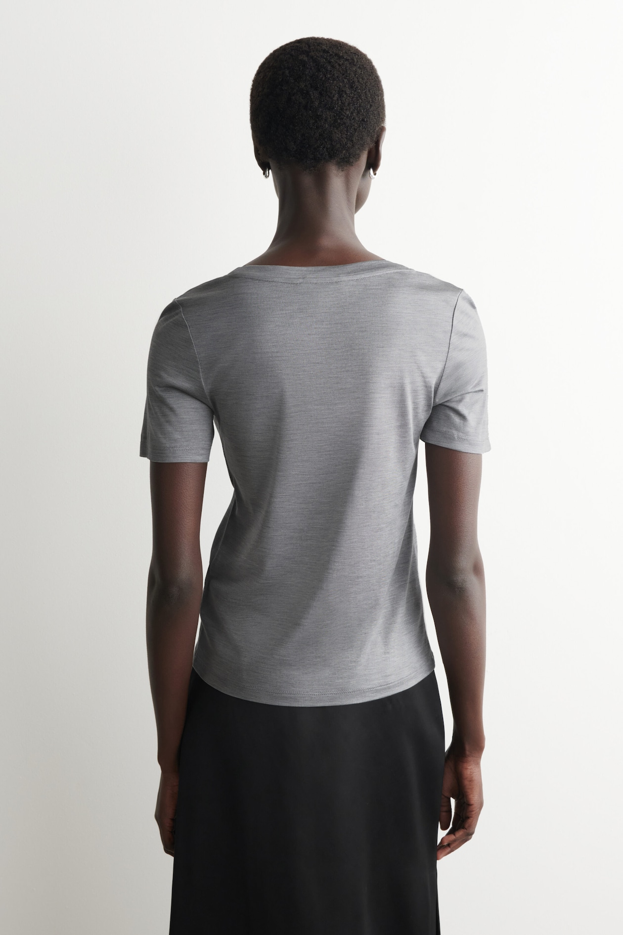 SLIM SILK T-SHIRT — GREY MÉLANGE