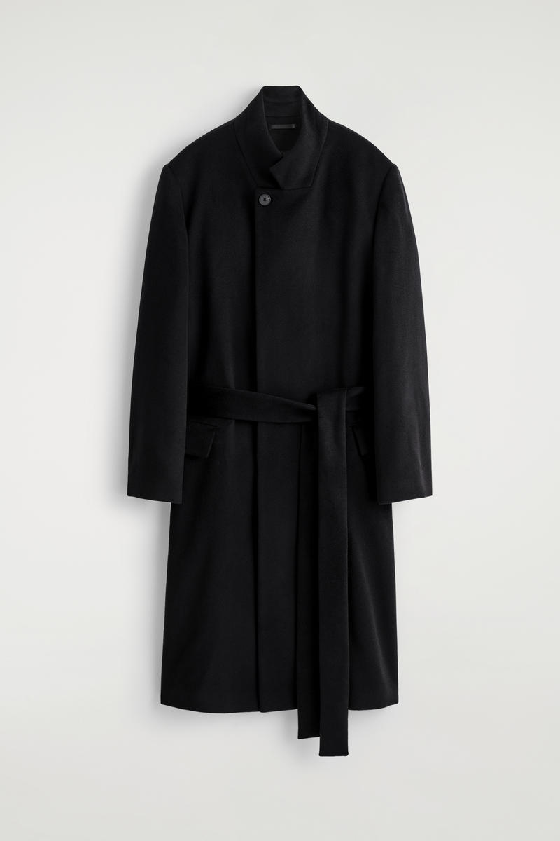 Cos Tailored Wool Coat In Black