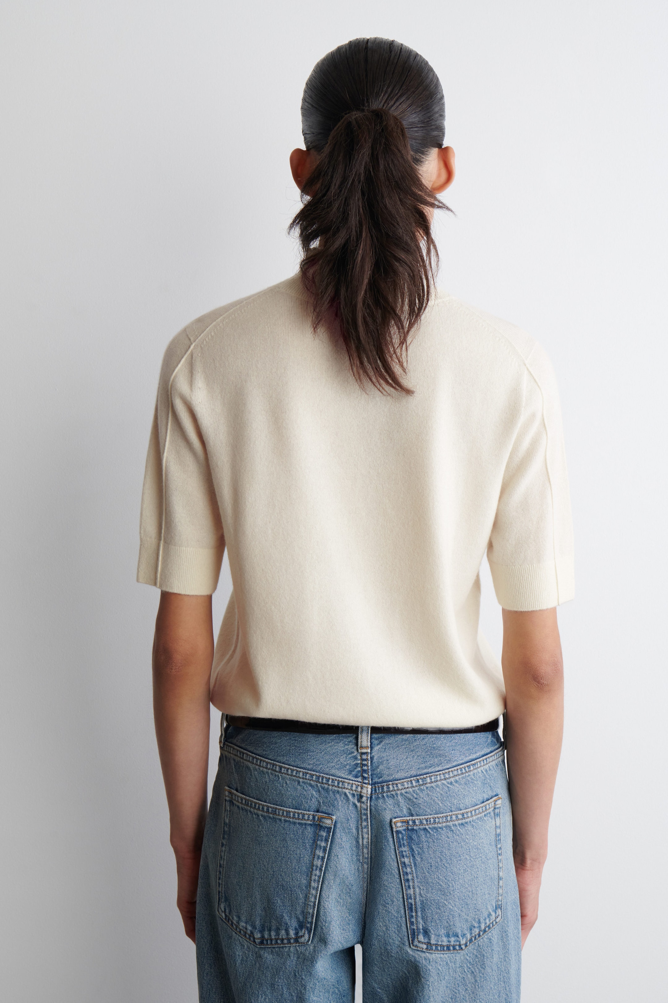CASHMERE MOCK-NECK T-SHIRT