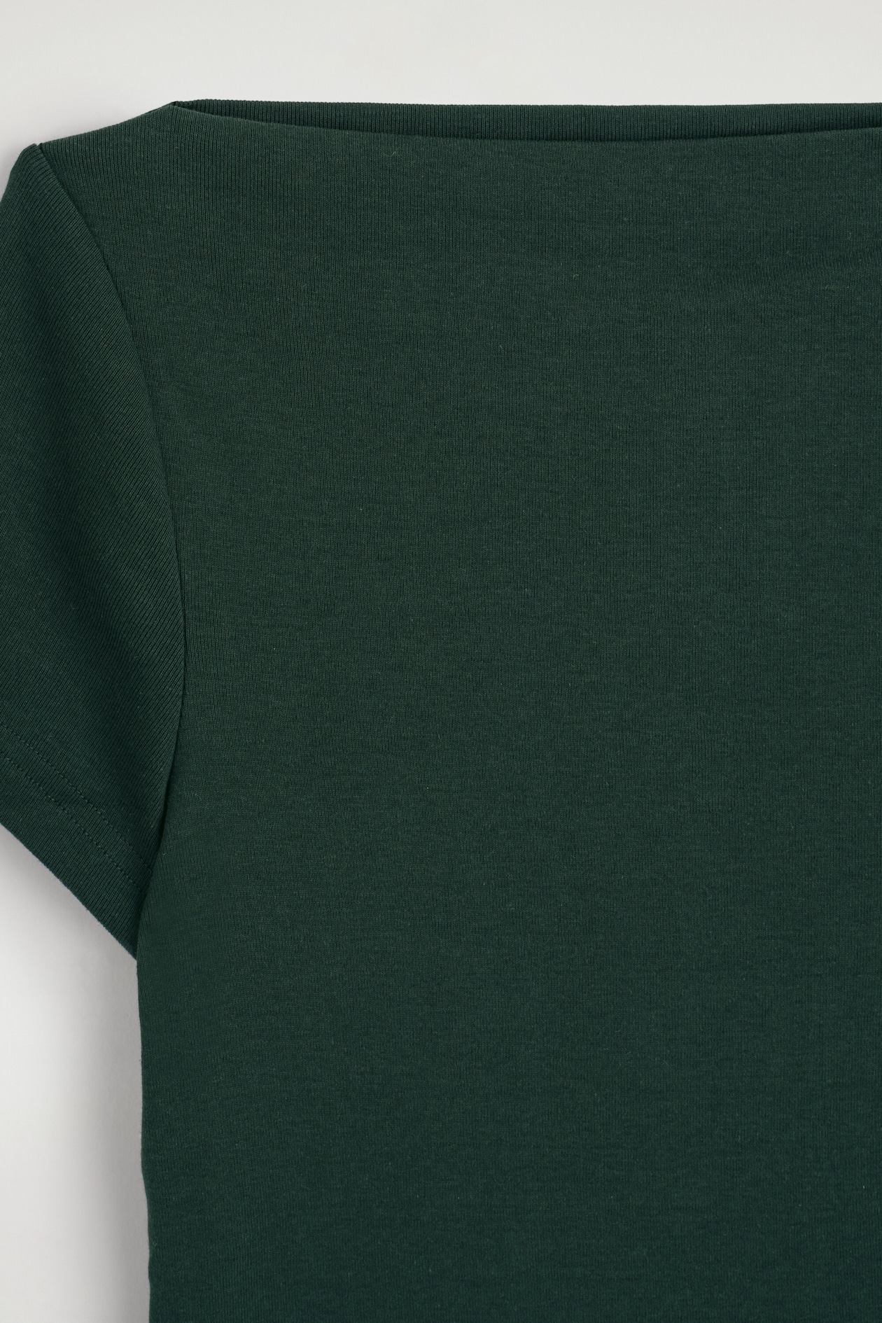 SLIM BOAT-NECK COTTON T-SHIRT — DARK GREEN