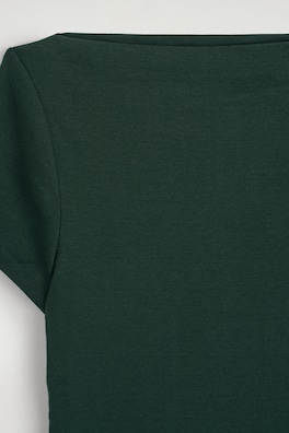SLIM BOAT-NECK COTTON T-SHIRT — DARK GREEN 5