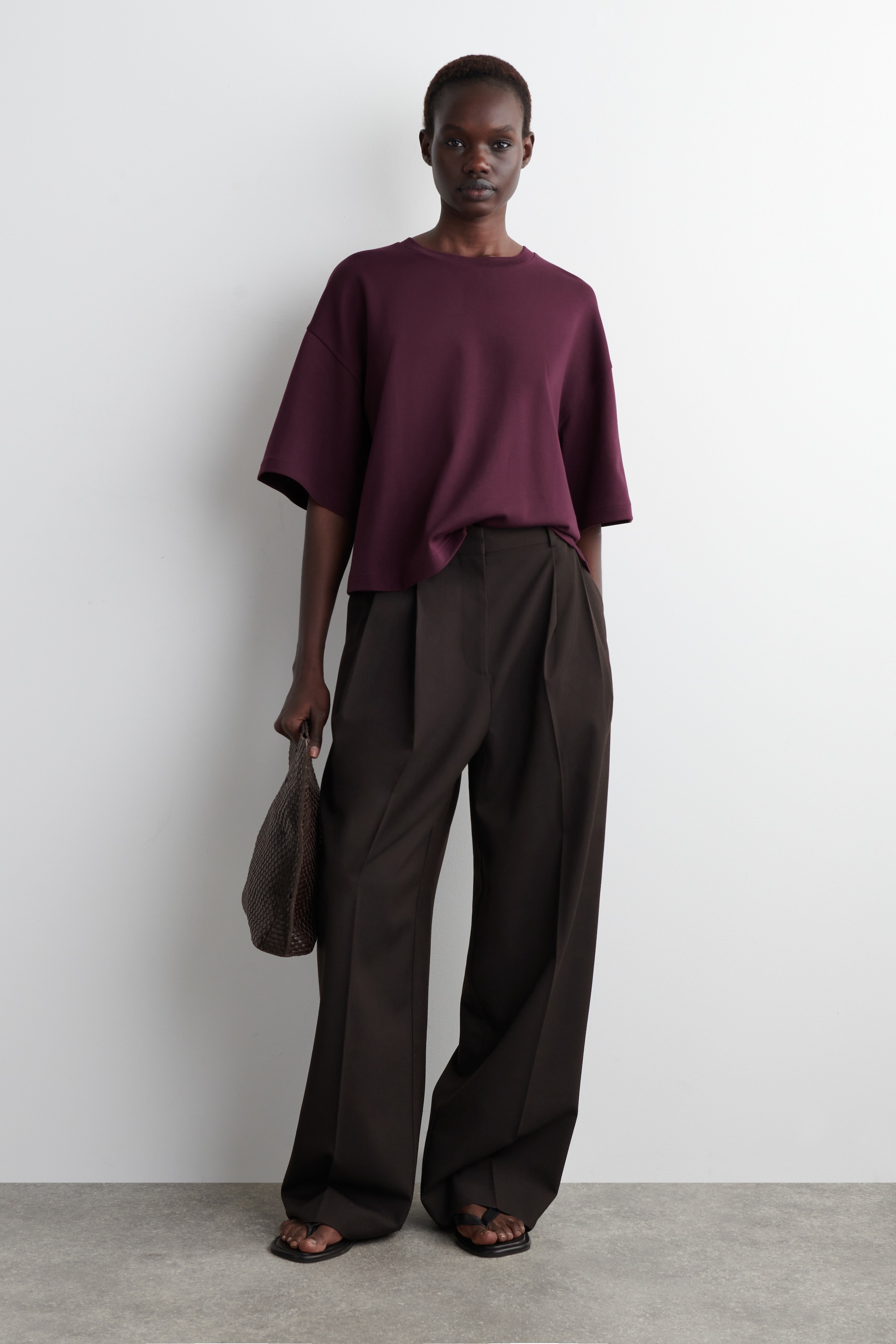 Se større billede: Oversized boxy t-shirt - VINRØD - DAME | H&M DK 2