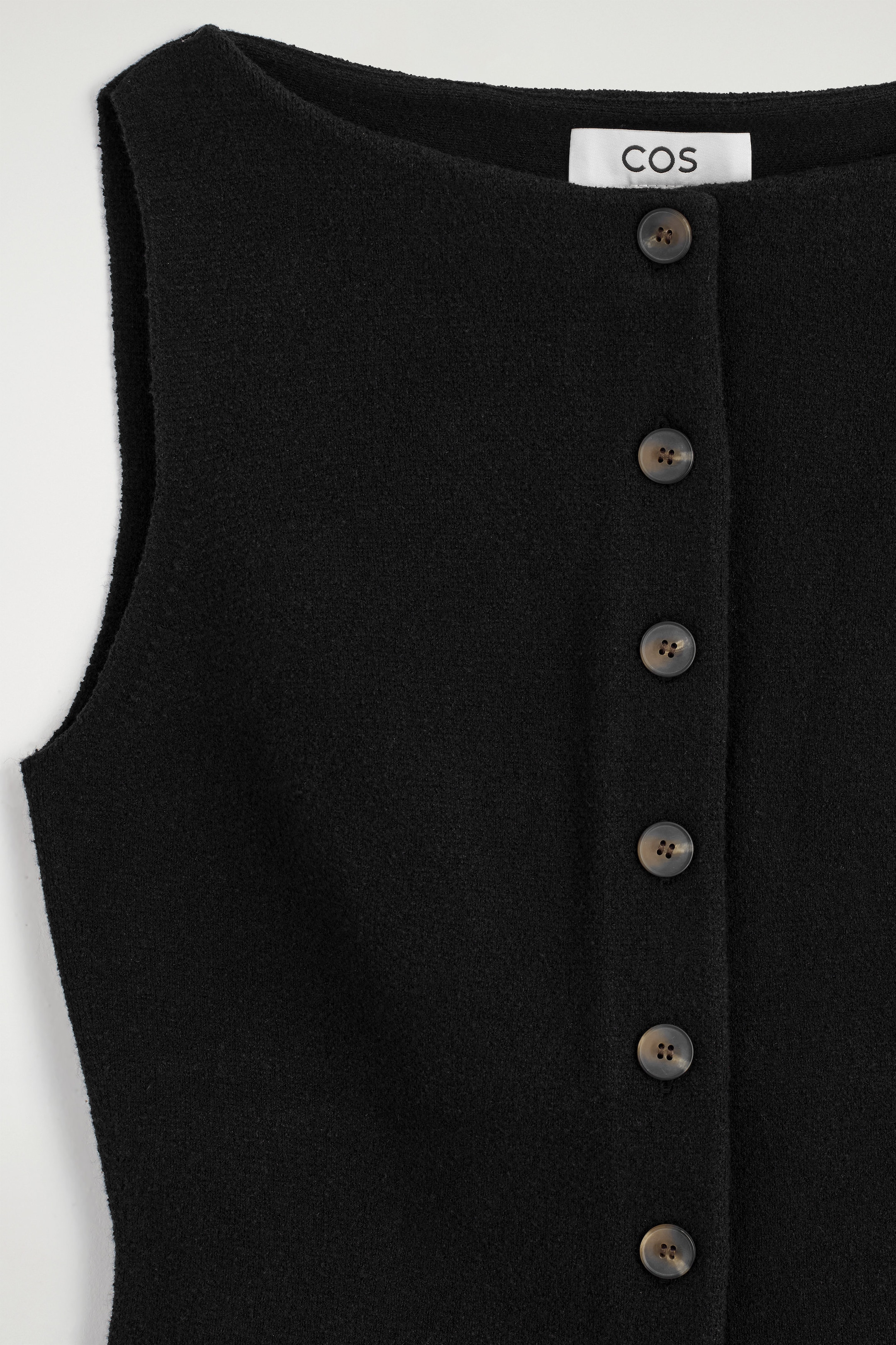 StillMedia/DescriptiveDetail