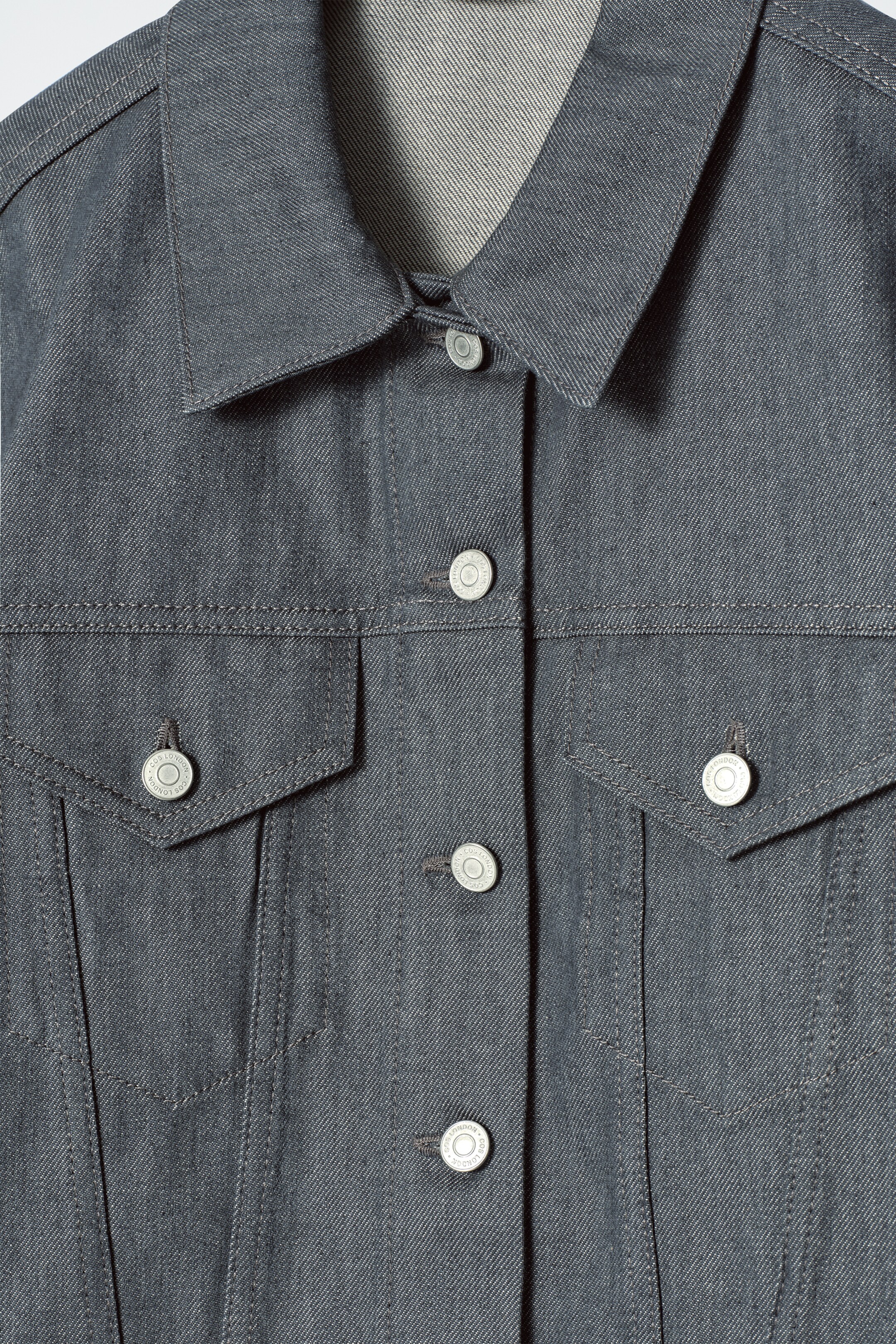 Zobraziť väčší obrázok: Oversized bunda z raw denimu - Neopracovaná sivá - ŽENY | H&M SK 8