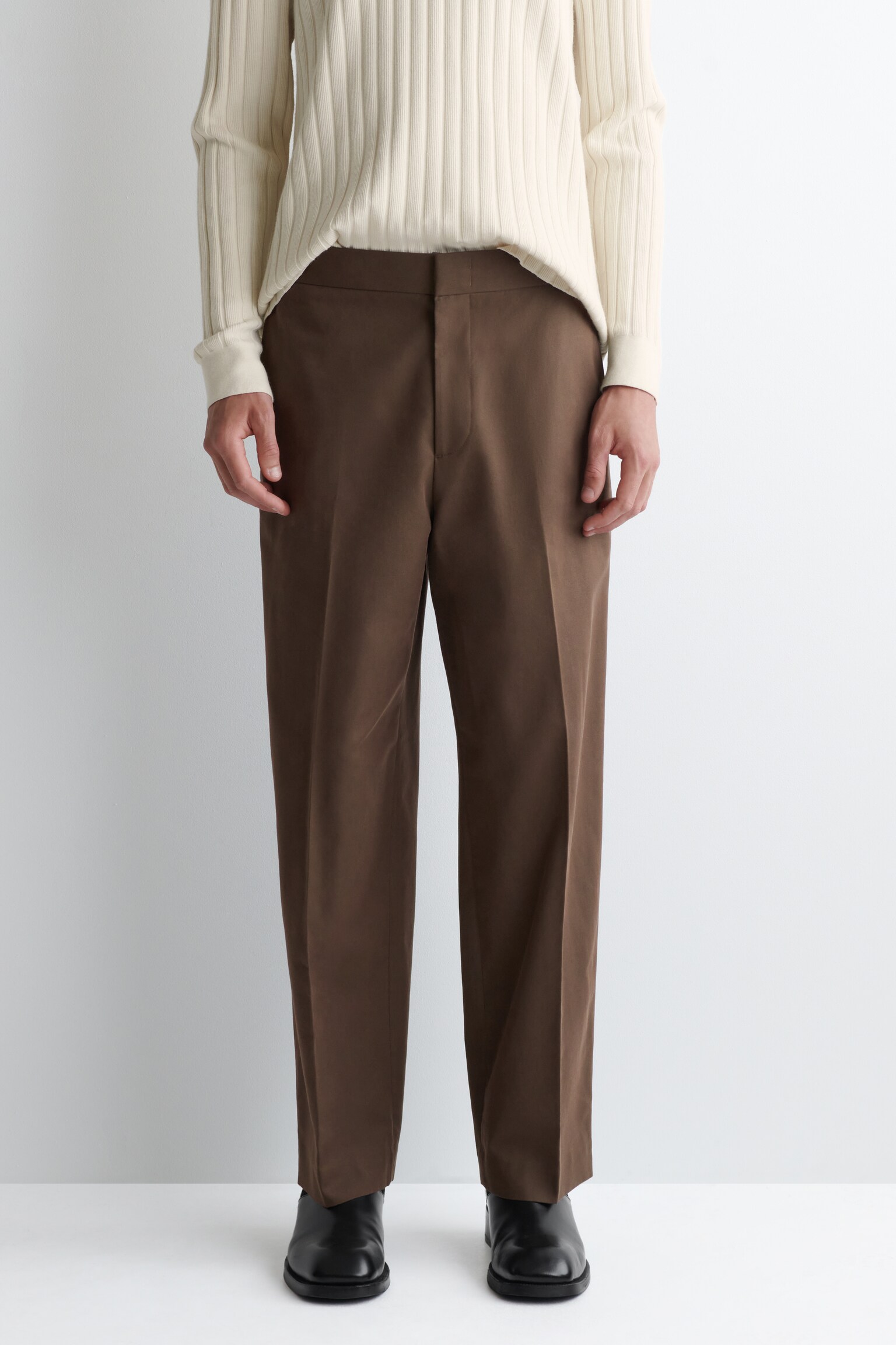 PANTALON COURT DROIT EN COTON - BRUN - 4