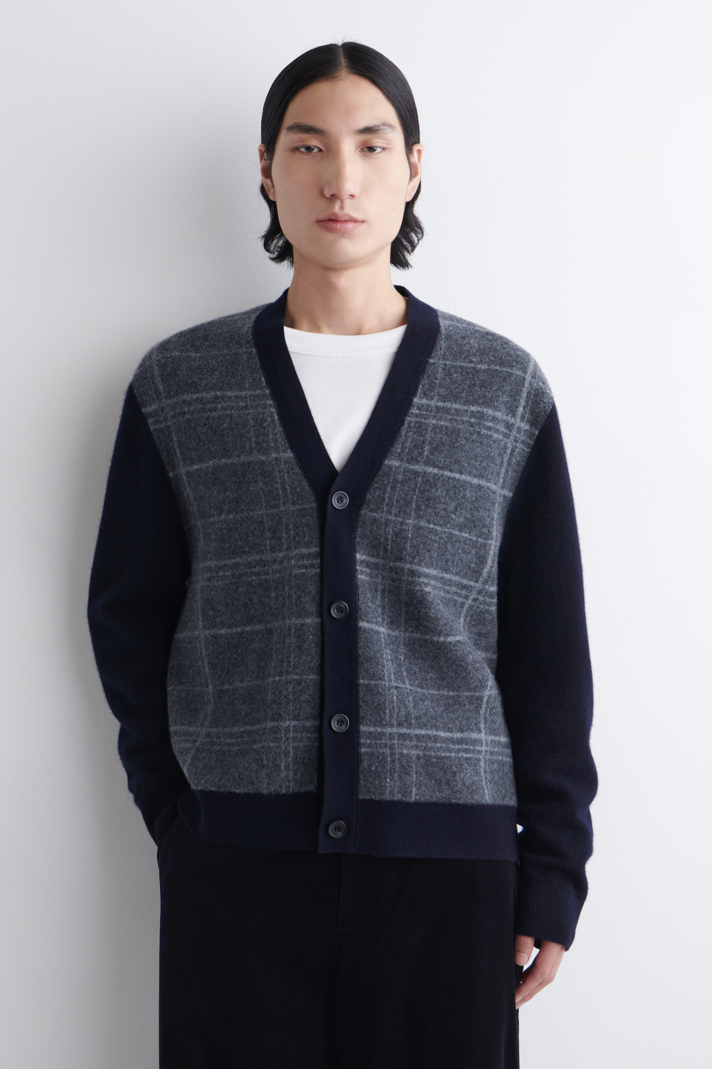 CHECKED WOOL V-NECK CARDIGAN - NAVY / CHECKED | COS US