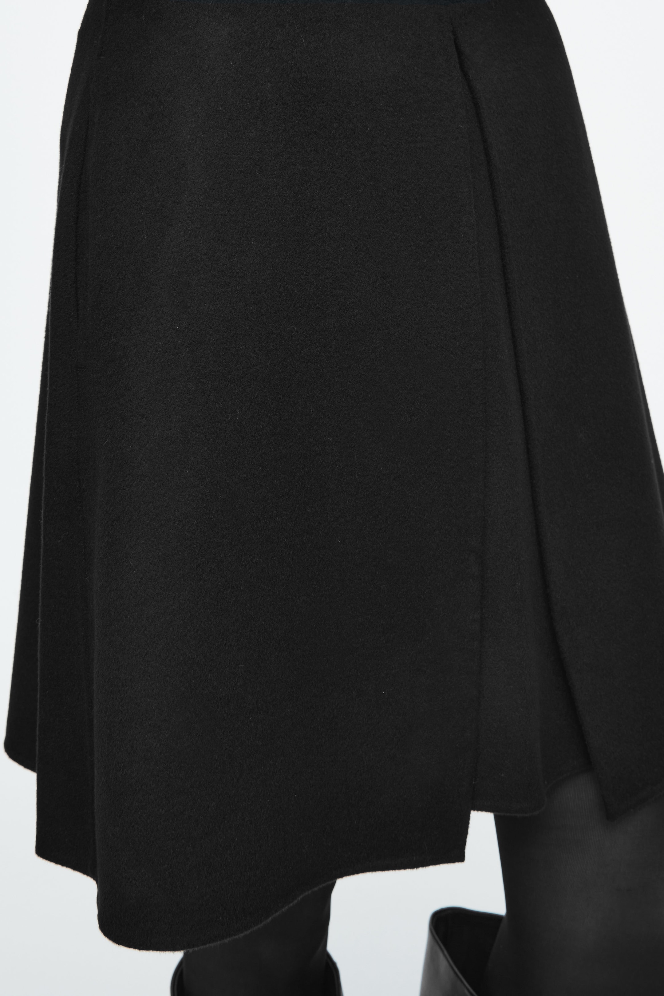 FOLD-DETAIL DOUBLE-FACED WOOL MINI SKIRT