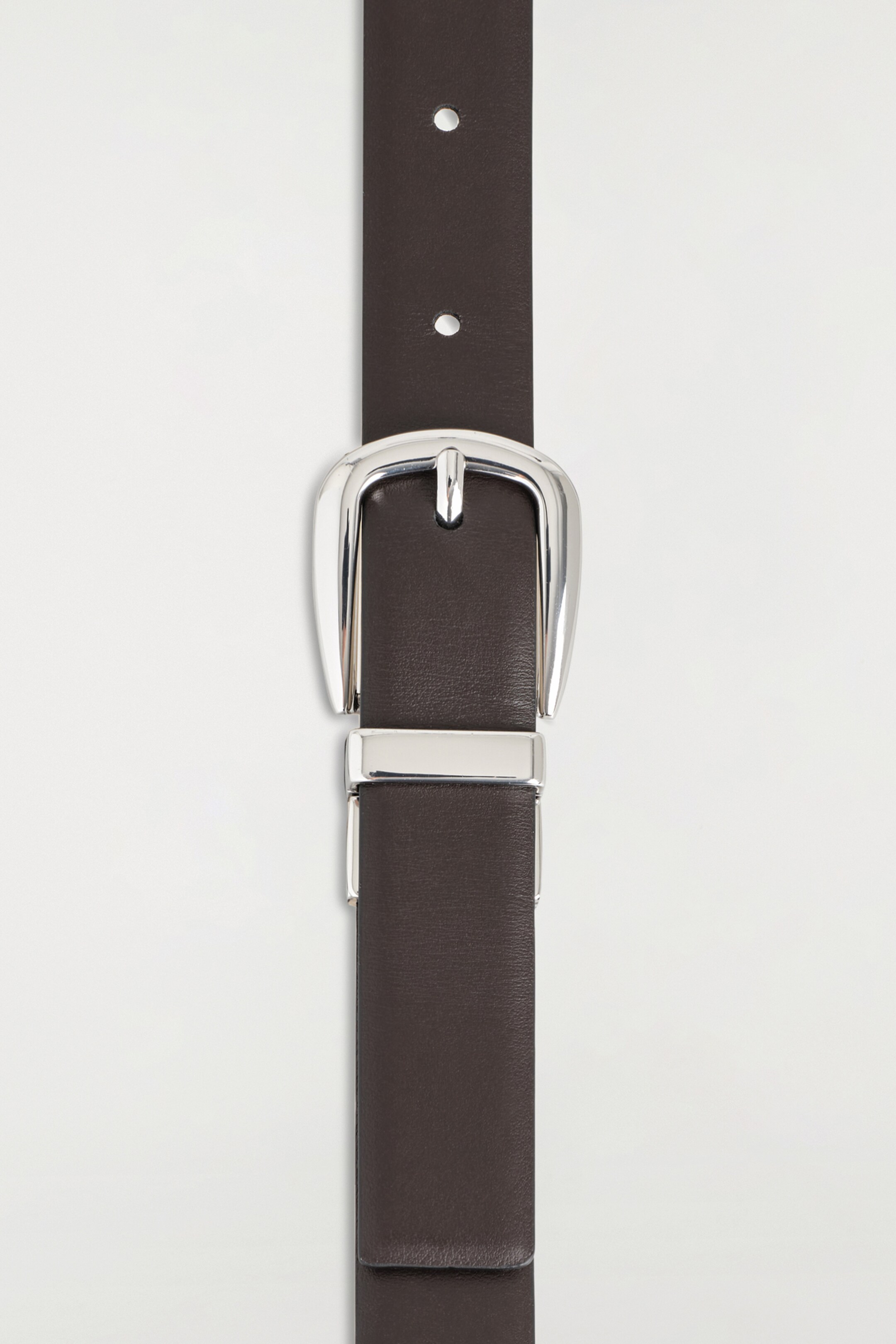 Agrandir l'image: CEINTURE RÉVERSIBLE EN CUIR - BLANC / BRUN - FEMME | H&M CH 4