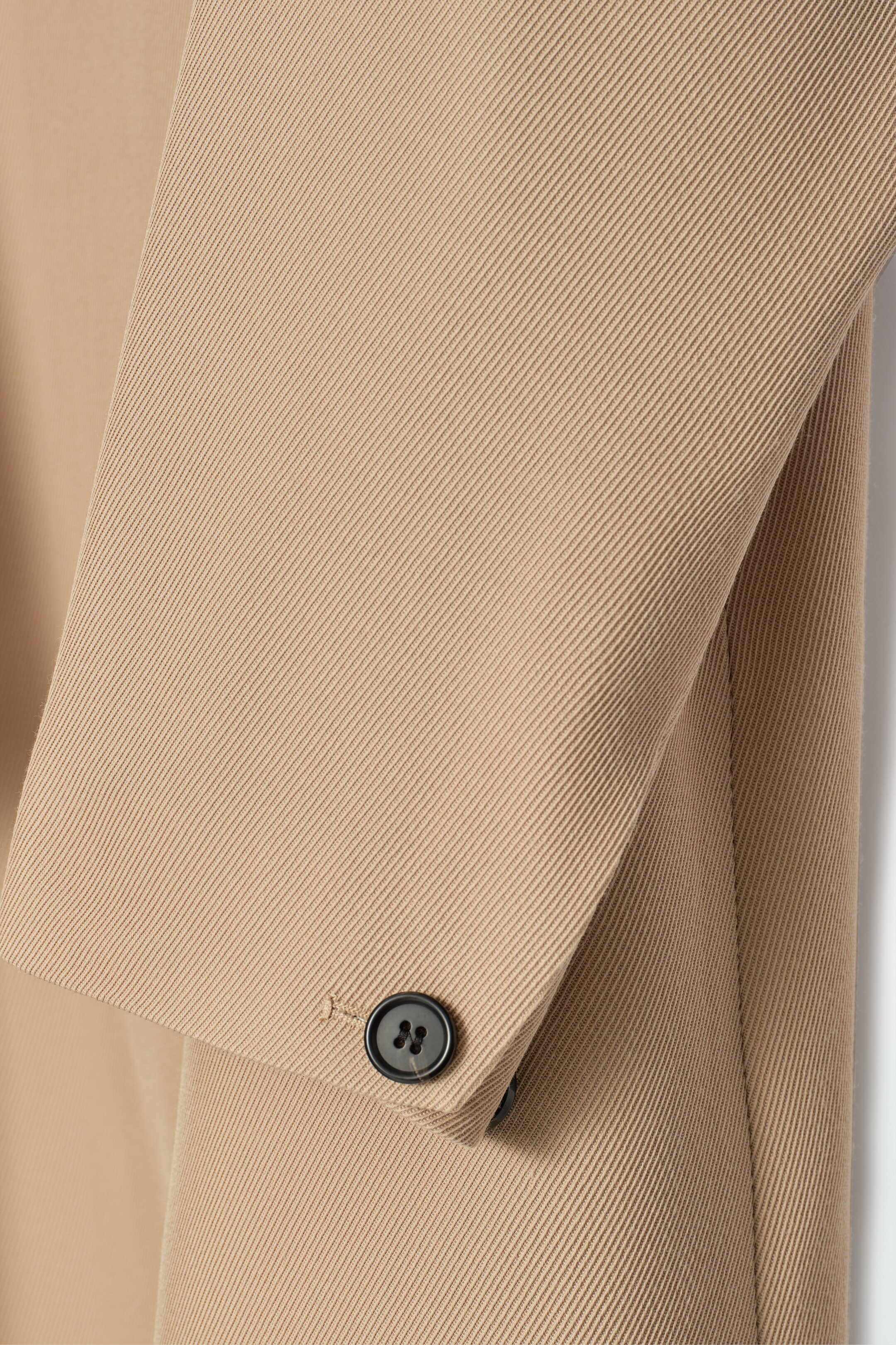 Ver imagen más grande: ABRIGO DE MEZCLA DE LANA TRAPEZOIDAL - BEIGE - MUJER | H&M ES 8