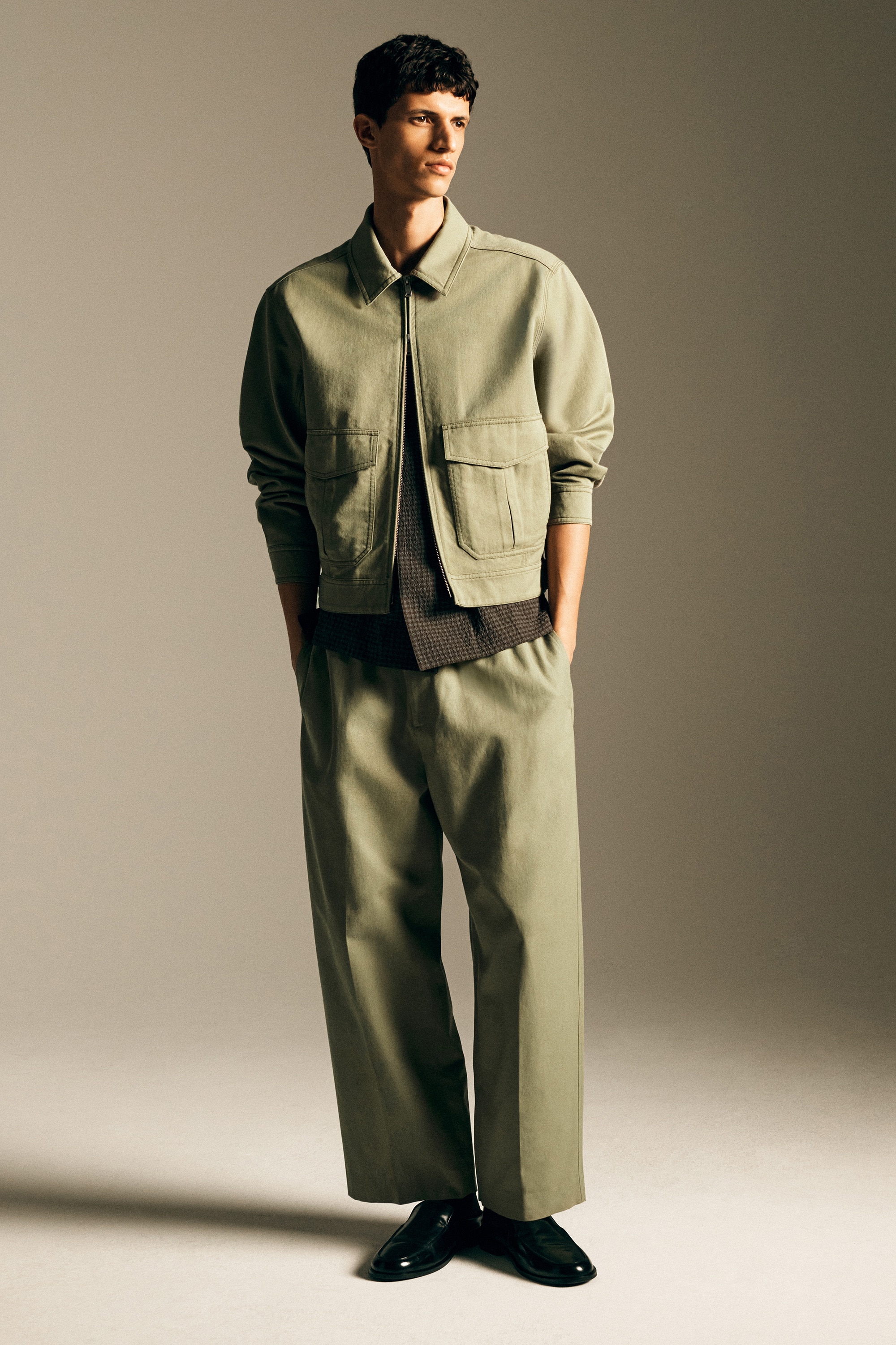RELAXED-FIT BARREL-LEG DRAWSTRING TROUSERS
