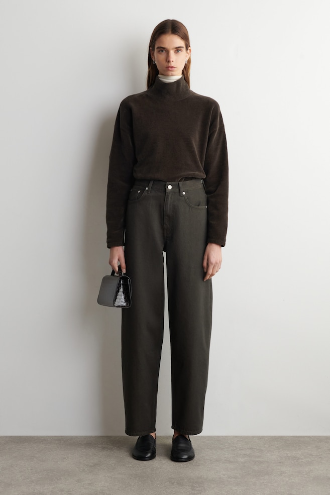 BAY BARREL-LEG JEANS — KHAKI BROWN
