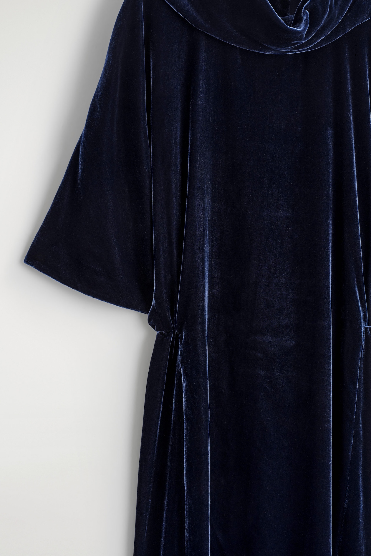 COS Women's Draped-Neck Velvet Midi Dress in Navy | Size: 4